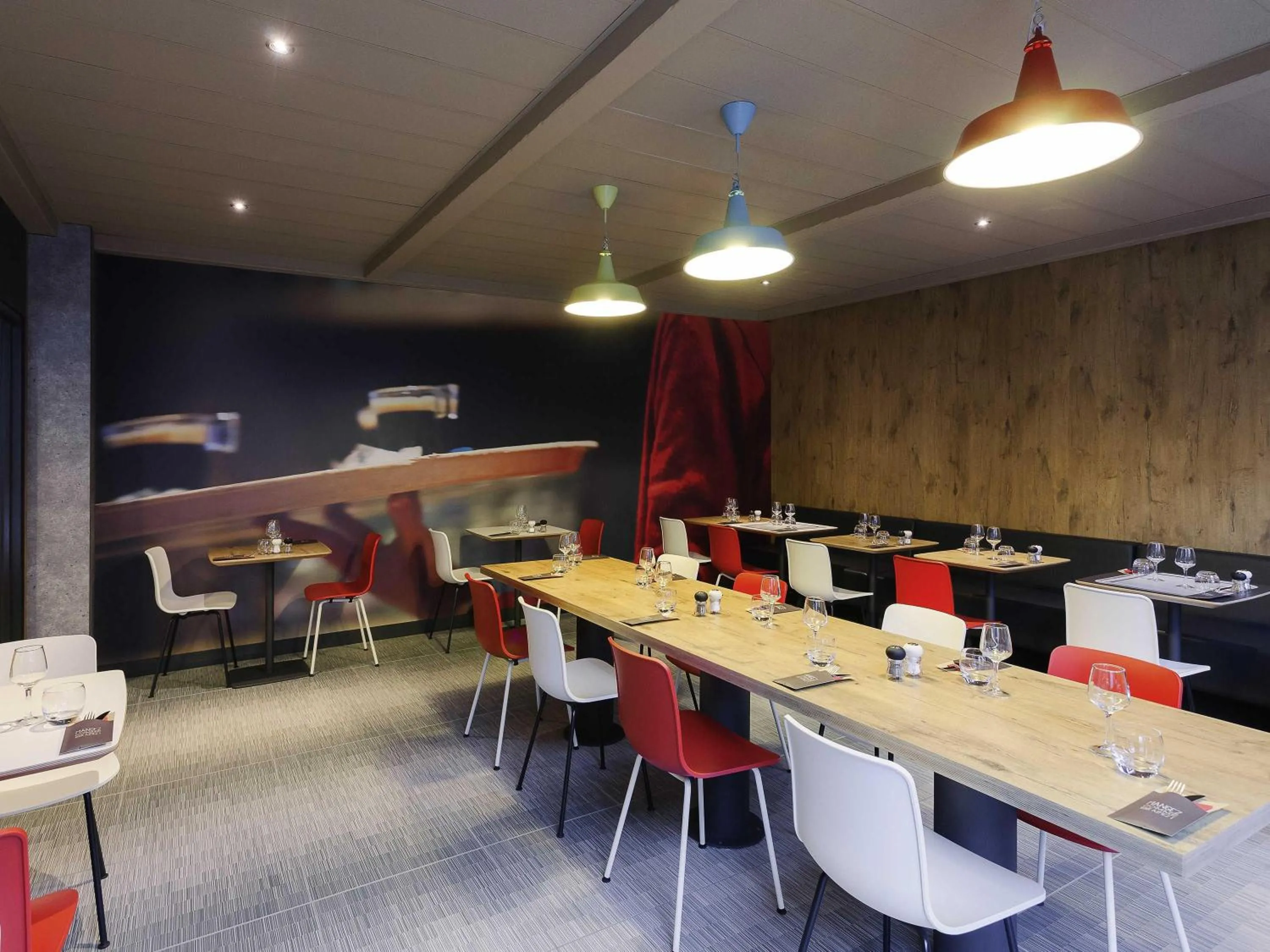 Restaurant/places to eat in Ibis Bourges Centre, Hôtel Restaurant