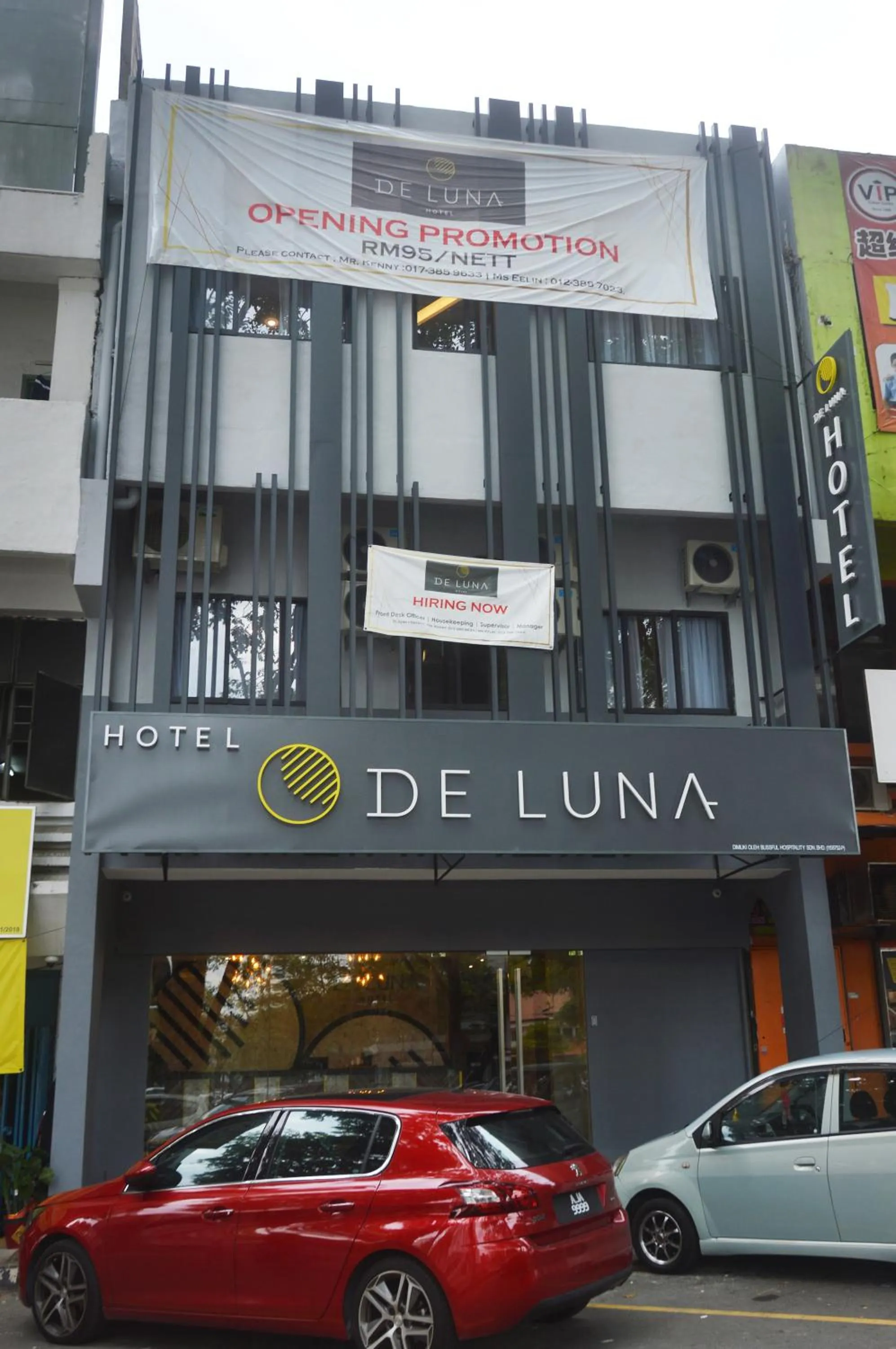 Property building in De Luna Hotel Sri Petaling
