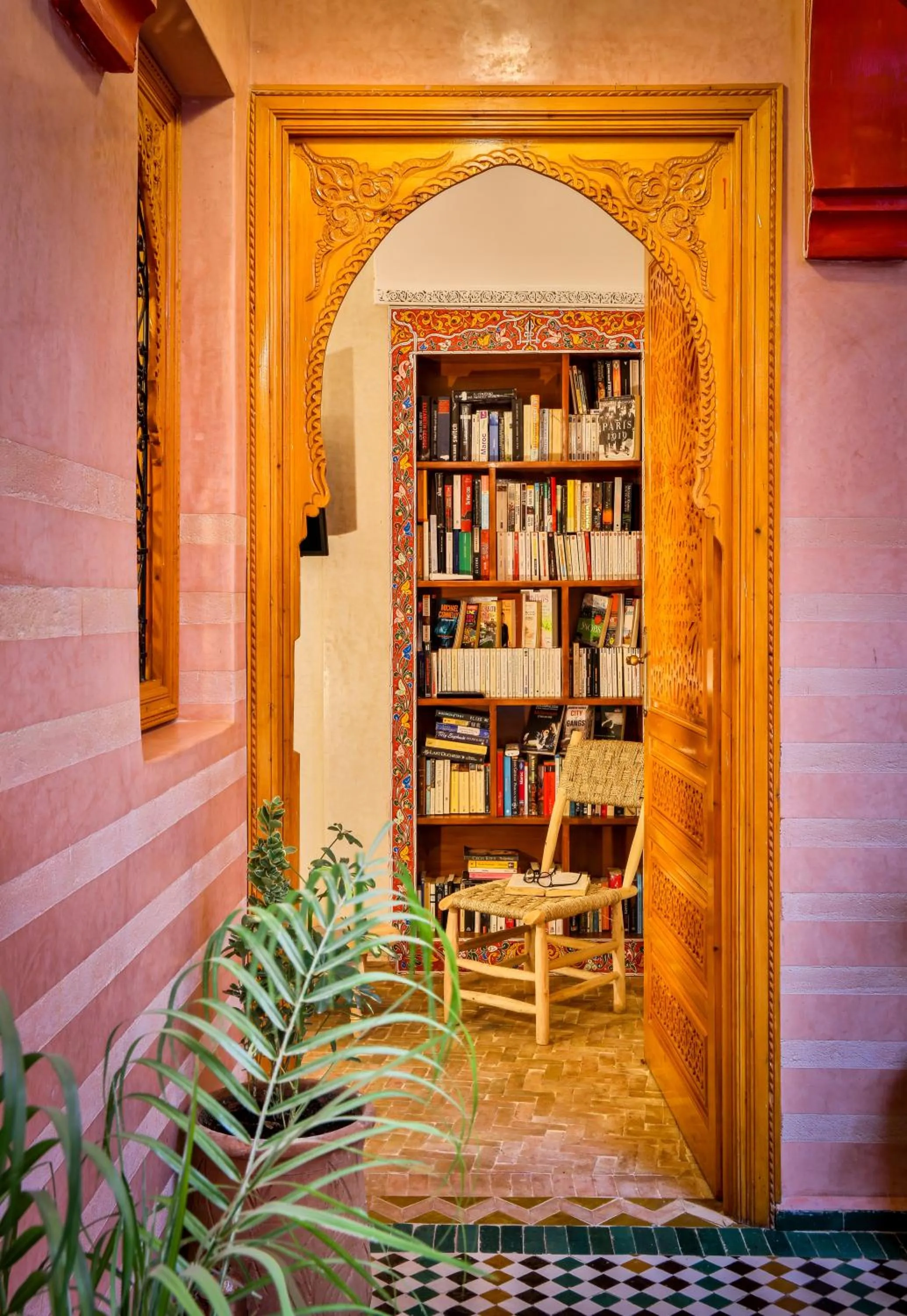 Communal lounge/ TV room in RIAD VILLA SIDI BABA