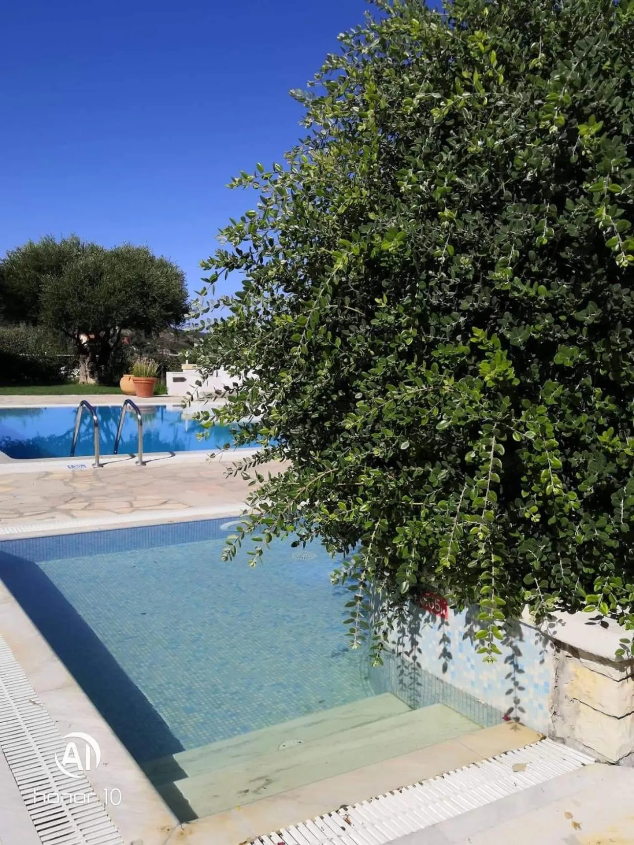 Hill Lofos Hotel
