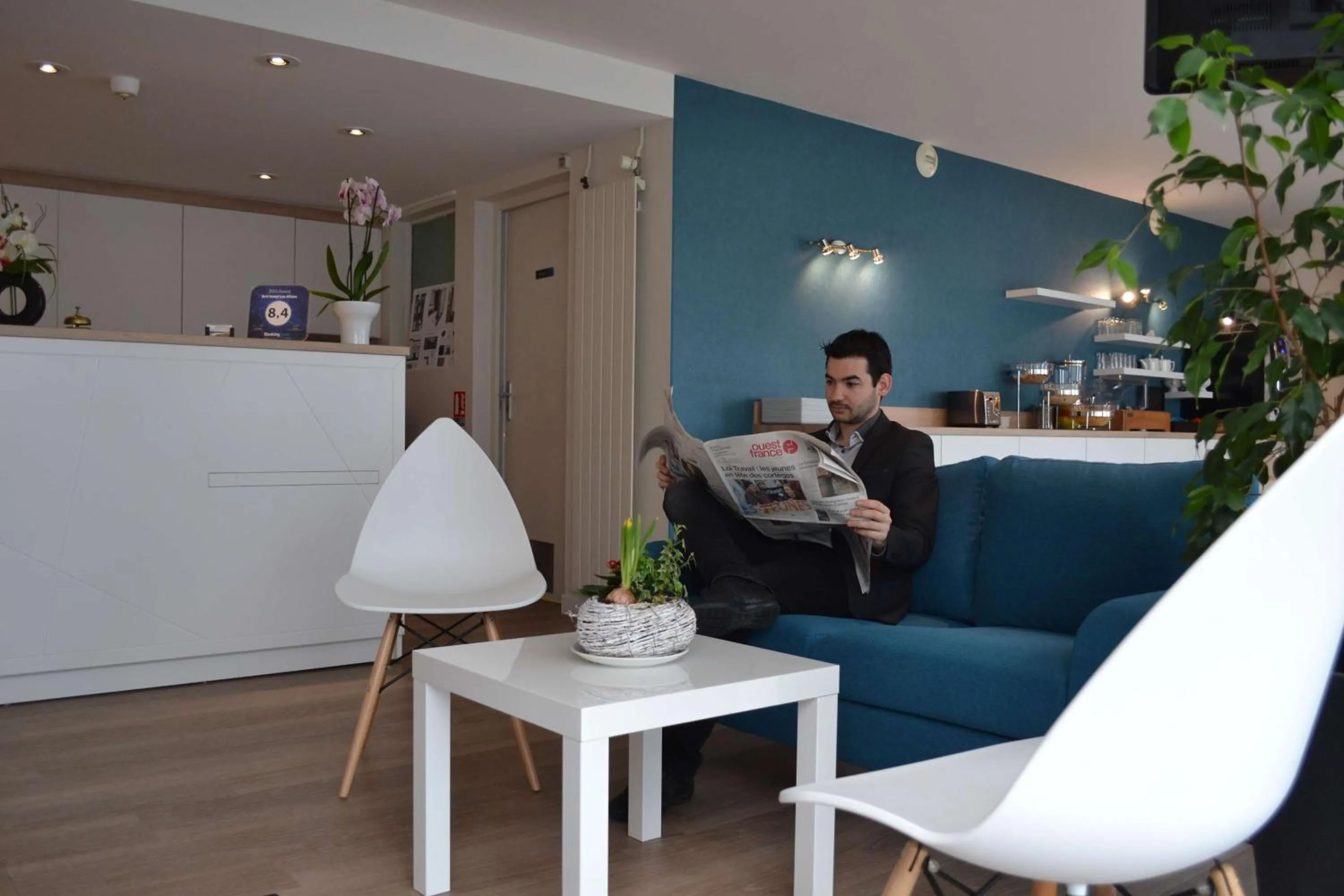 Lobby or reception in Brit Hotel Les Alizes