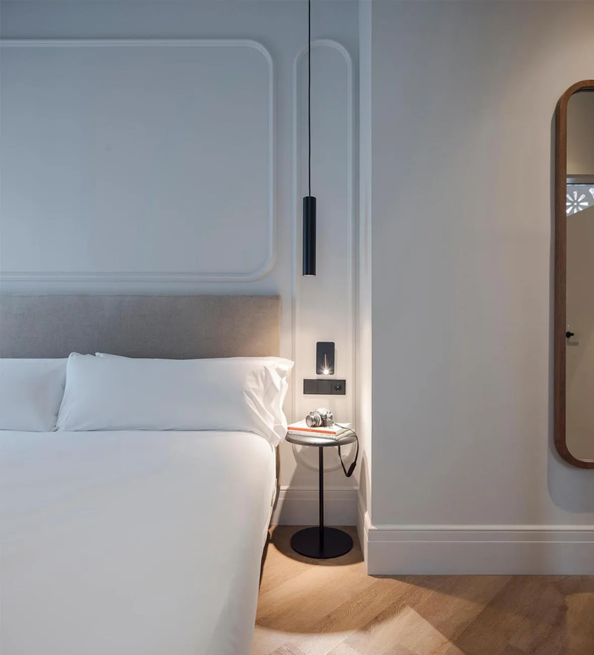 Bed in Room Mate Oliveira - City Centre, Valencia