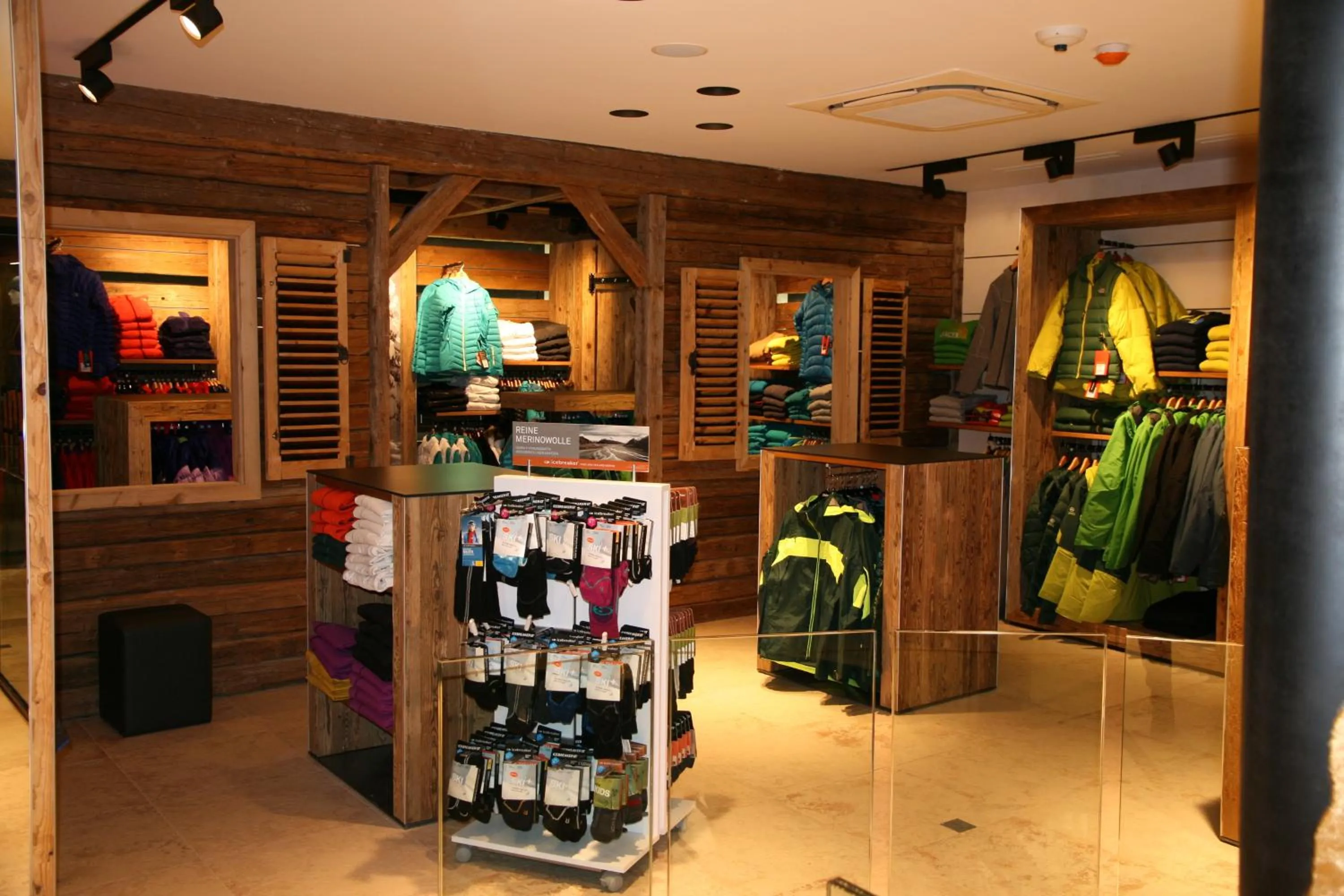 On-site shops in PETE Alpine Boutique Hotel - klein und fein - Private SPA Suiten und Zimmer