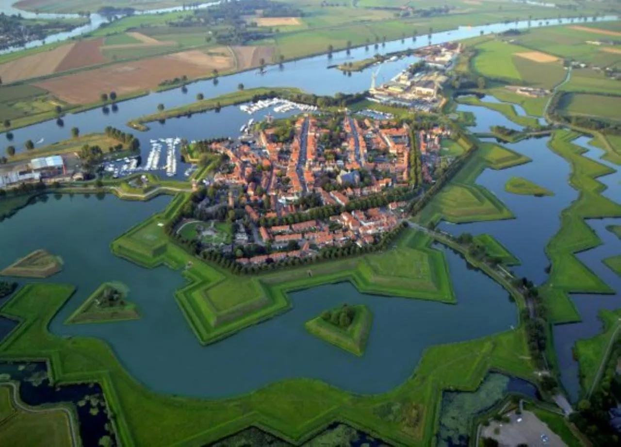 Nearby landmark in DreamZzz Boutique B&B Kaatsheuvel