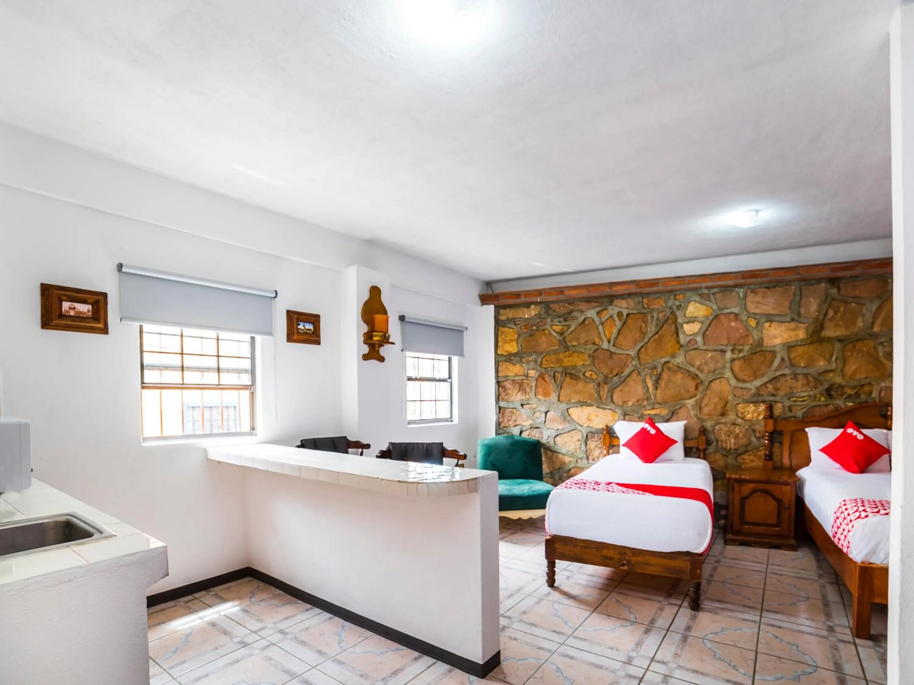 Photo of the whole room, Bed in Casa Banqueta Alta