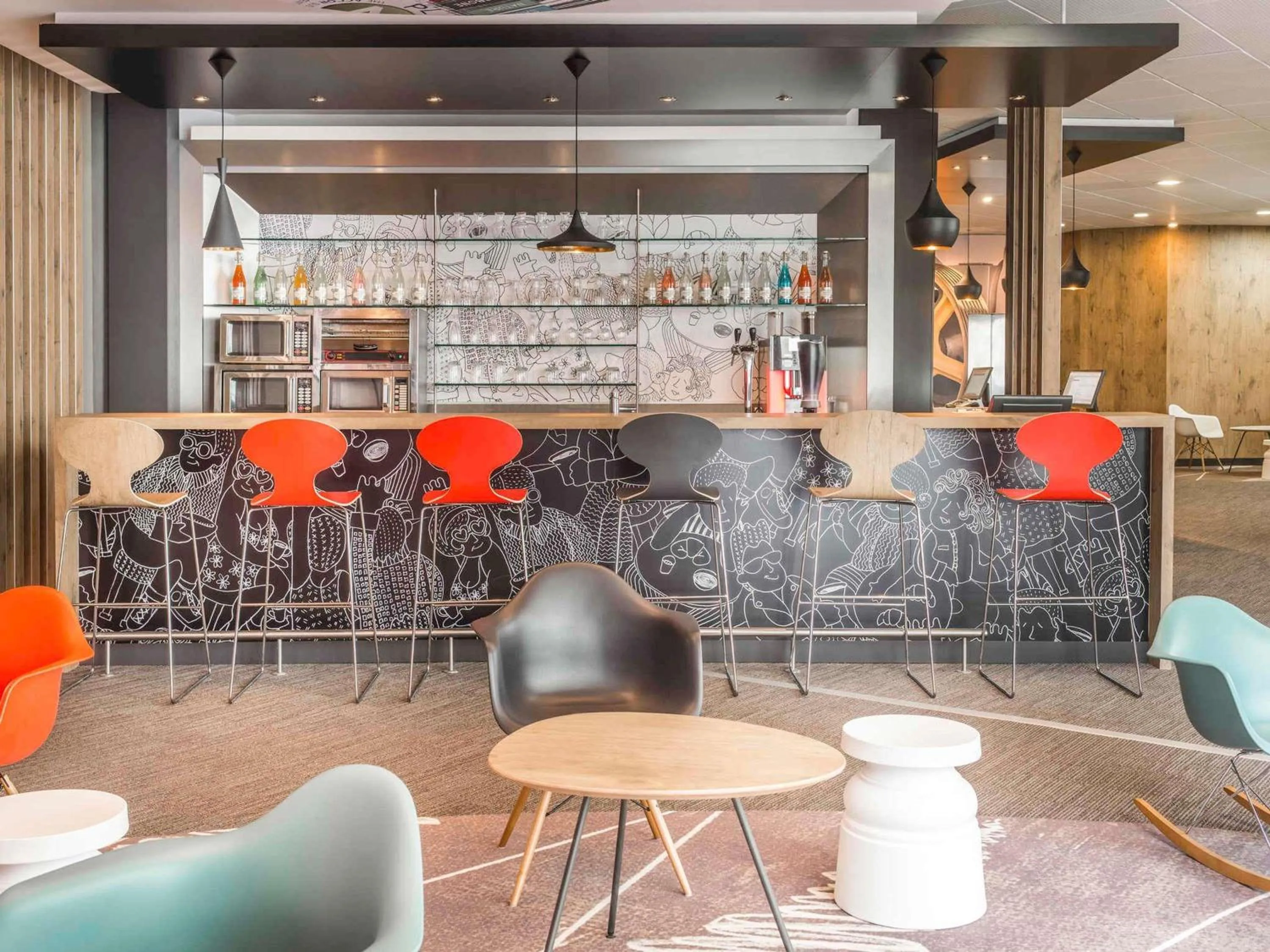 Lounge or bar in ibis Nantes Centre Tour Bretagne