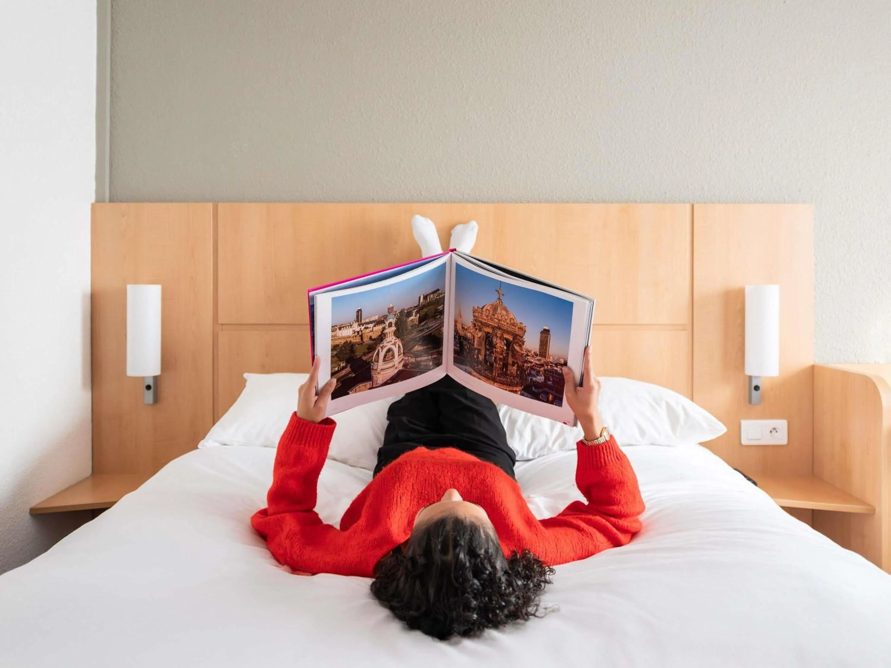 Bedroom, Bed in ibis Nantes Centre Tour Bretagne