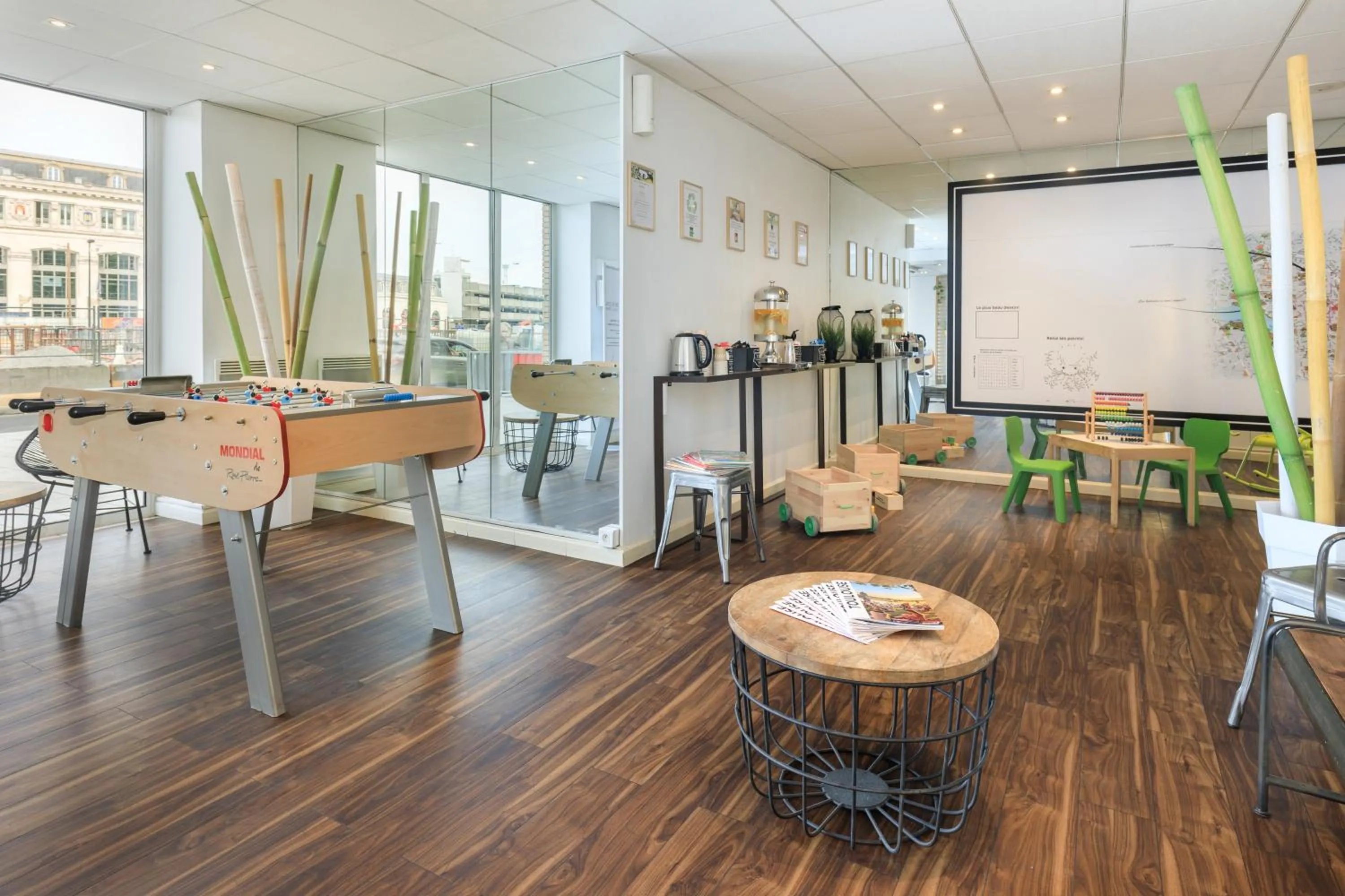 Lounge or bar in ibis Styles Toulouse Centre Gare