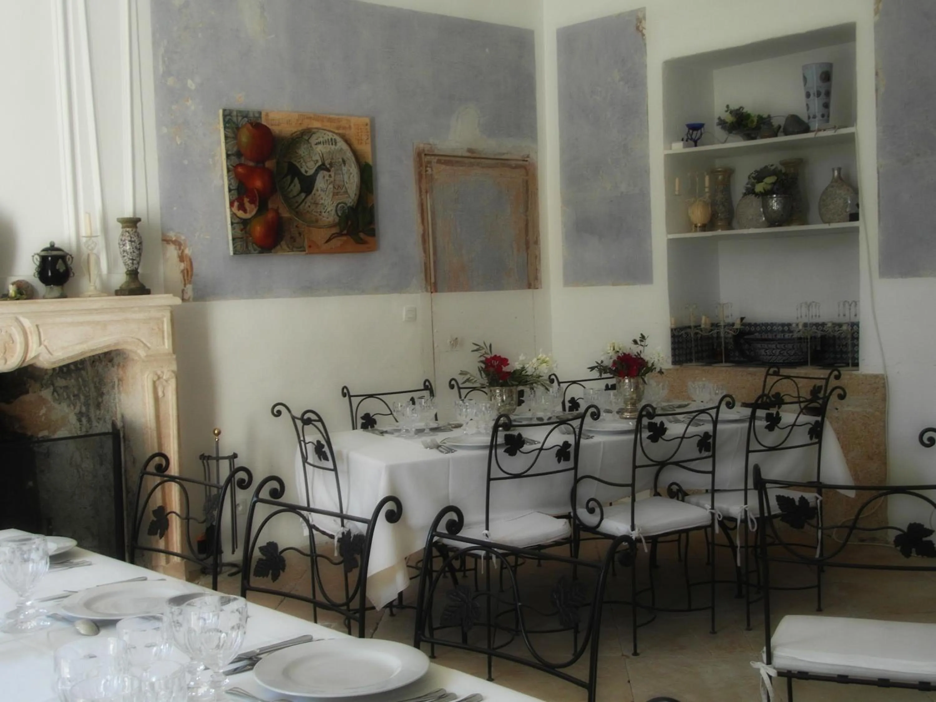 Restaurant/places to eat in Domaine Des Escaunes
