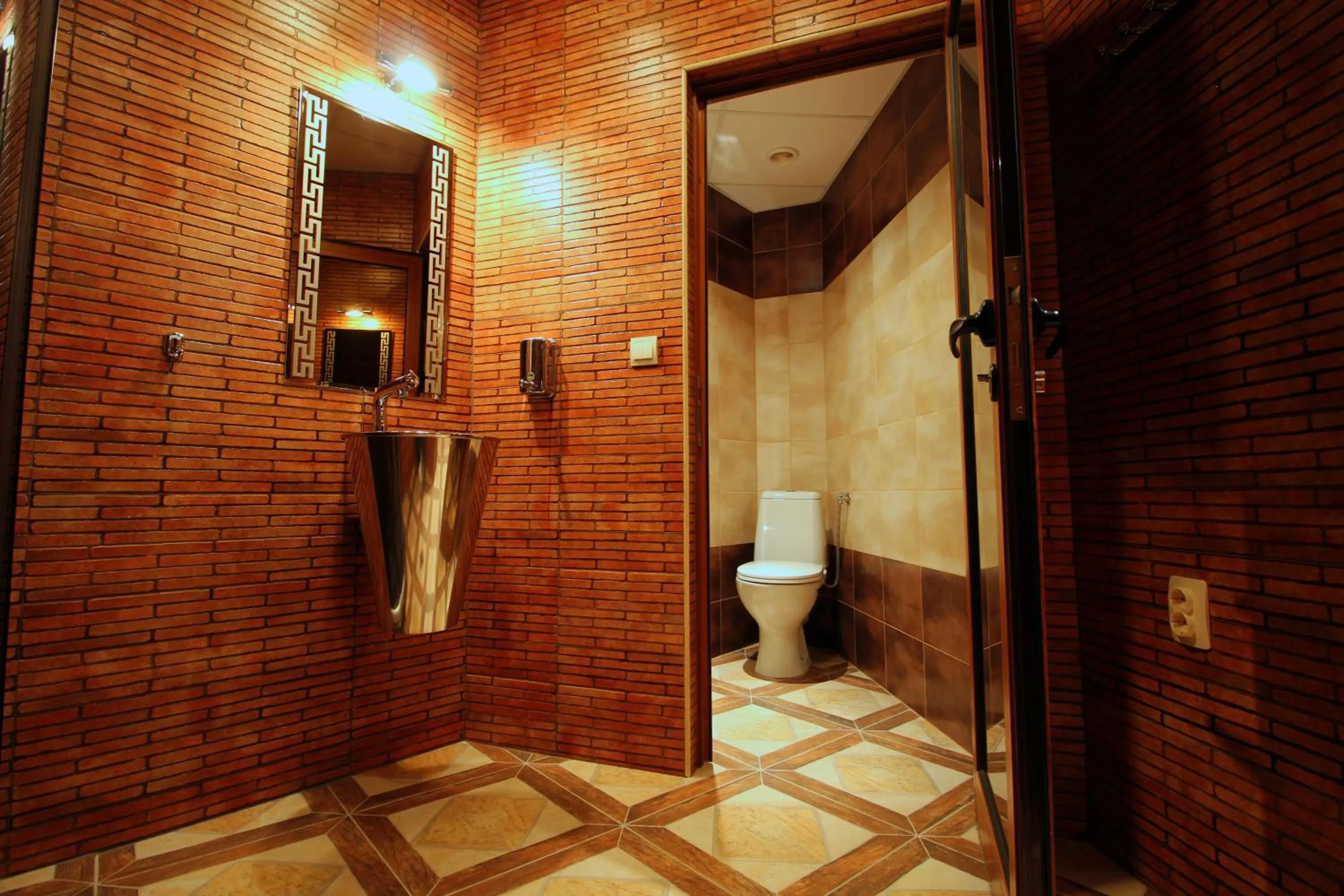 Spa and wellness centre/facilities in Discret Hotel & Restaurant