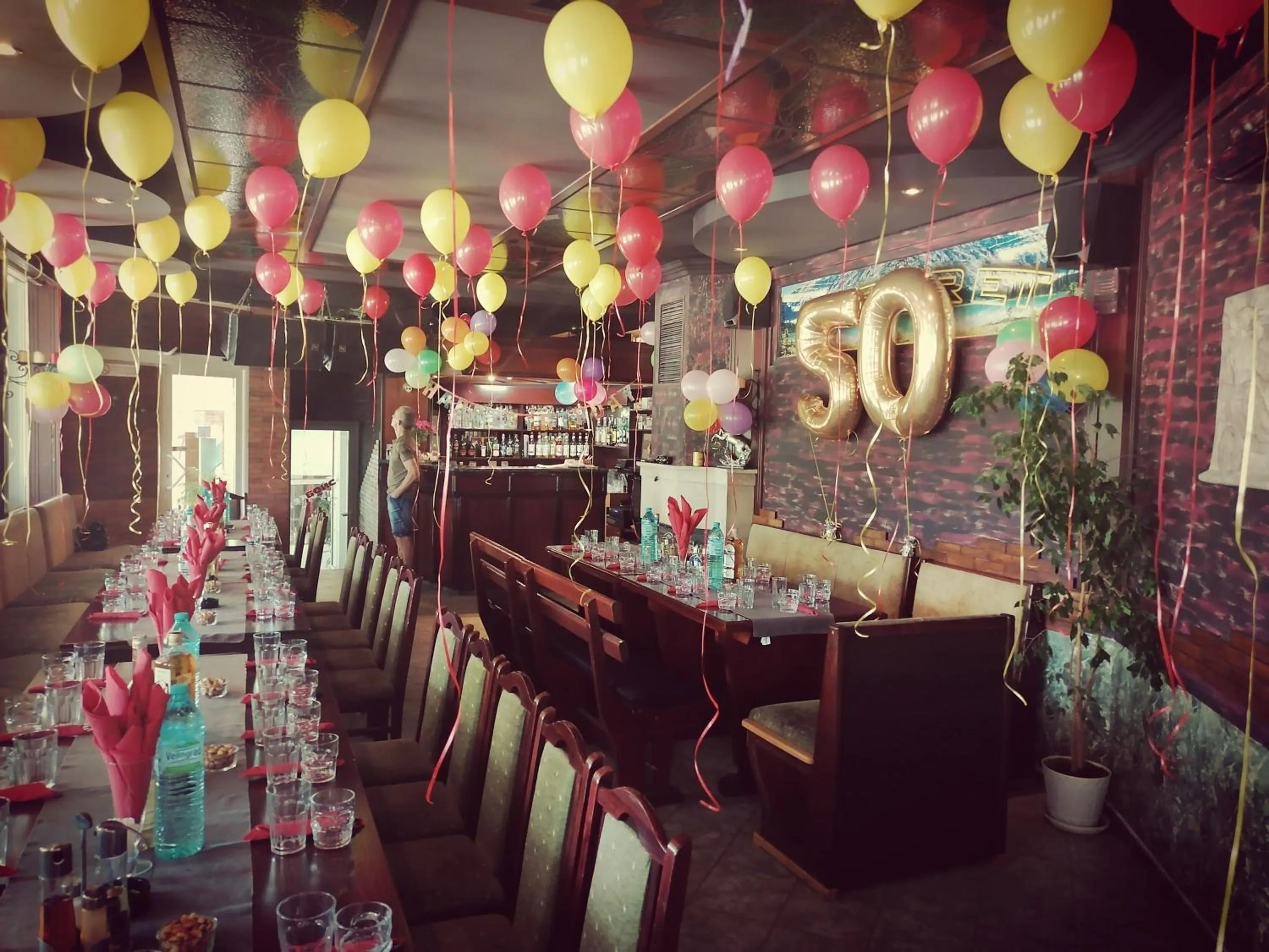 Discret Hotel & Restaurant