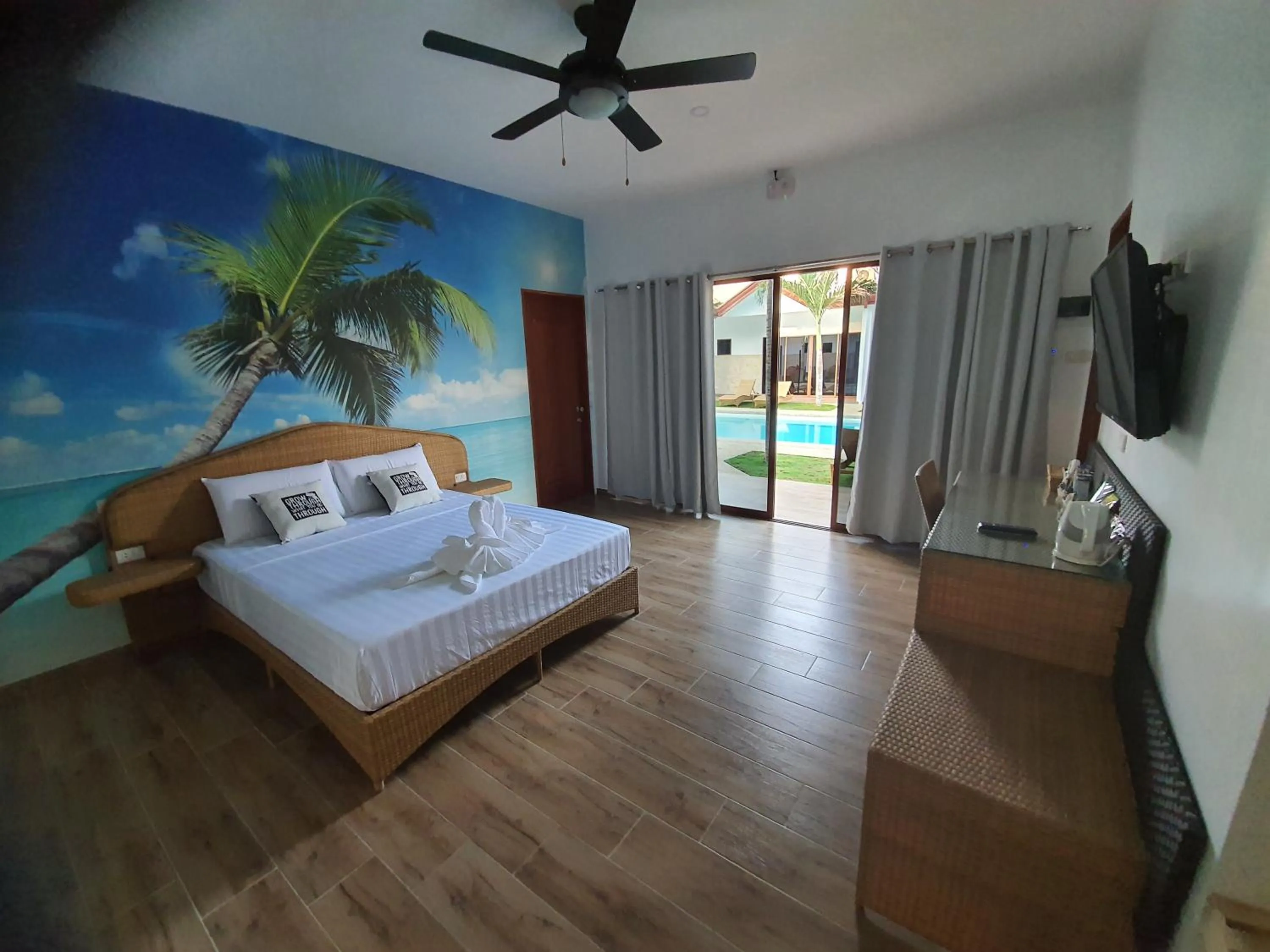 Photo of the whole room, Bed in Blue Planet Panglao