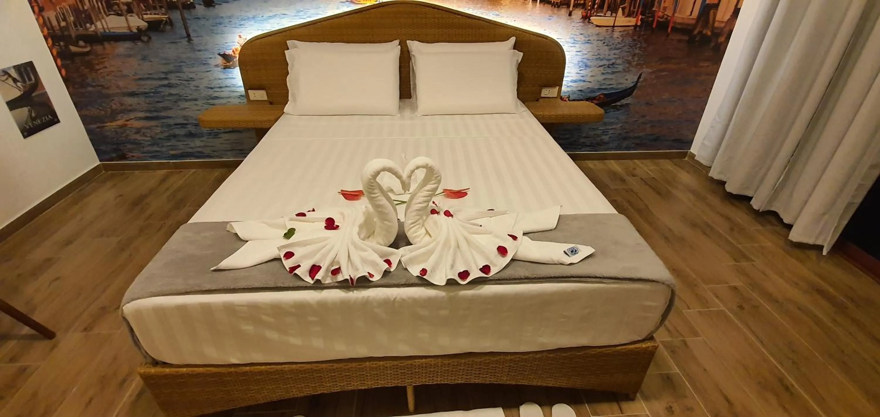 Bed in Blue Planet Panglao