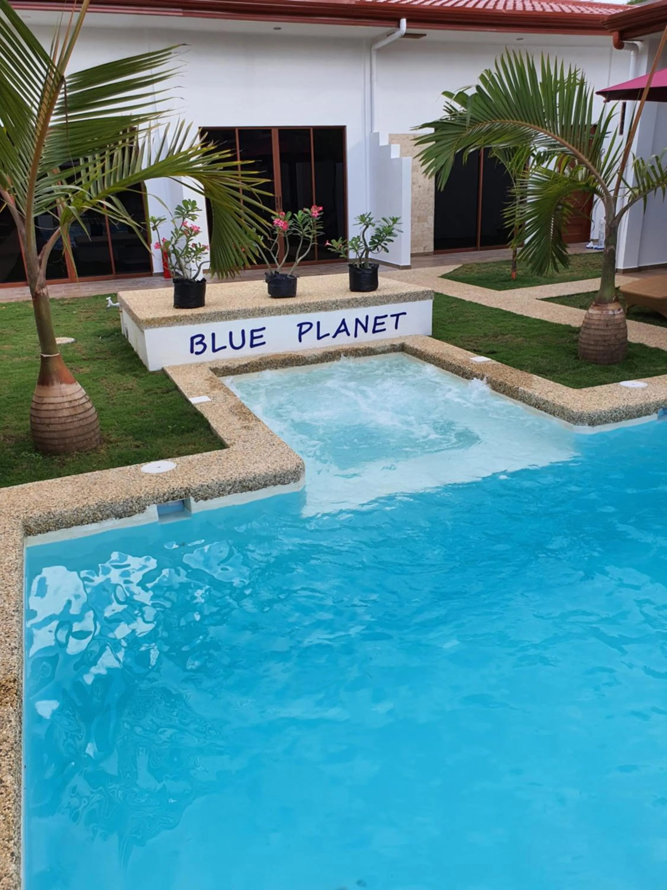 Hot Tub in Blue Planet Panglao