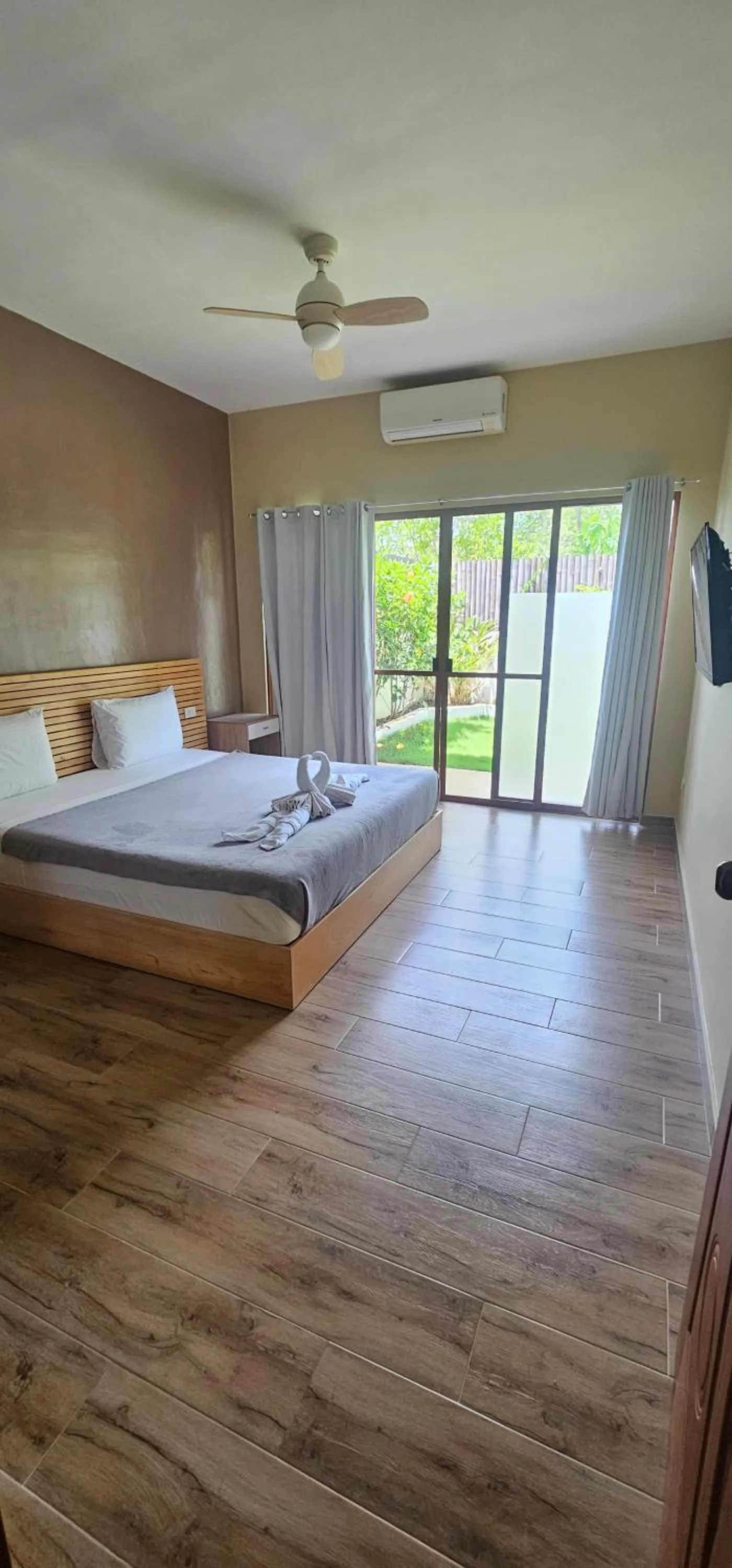 Bedroom, Bed in Blue Planet Panglao