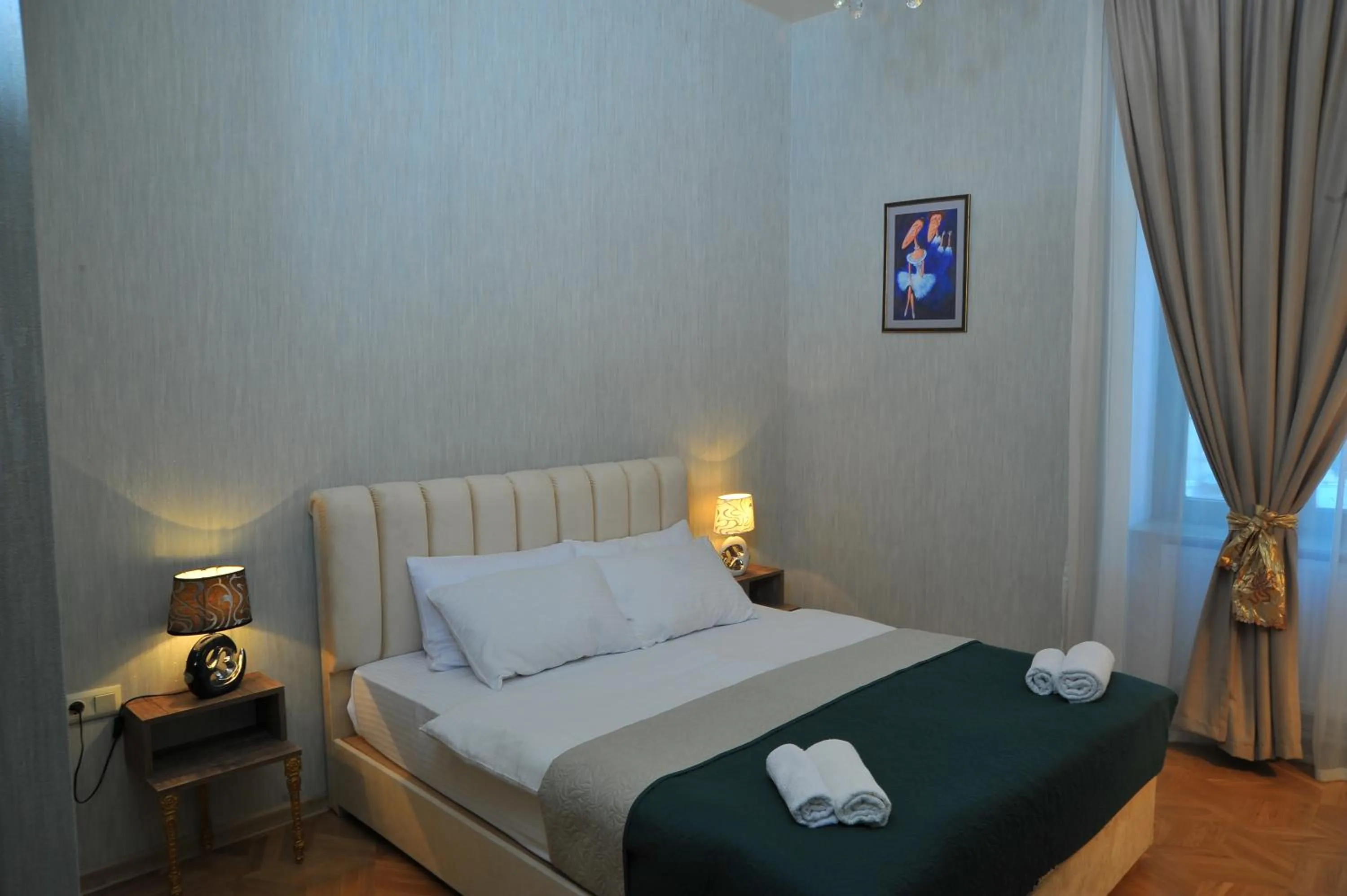 Bed in Brickwall Tbilisi-Tbilisi vibe