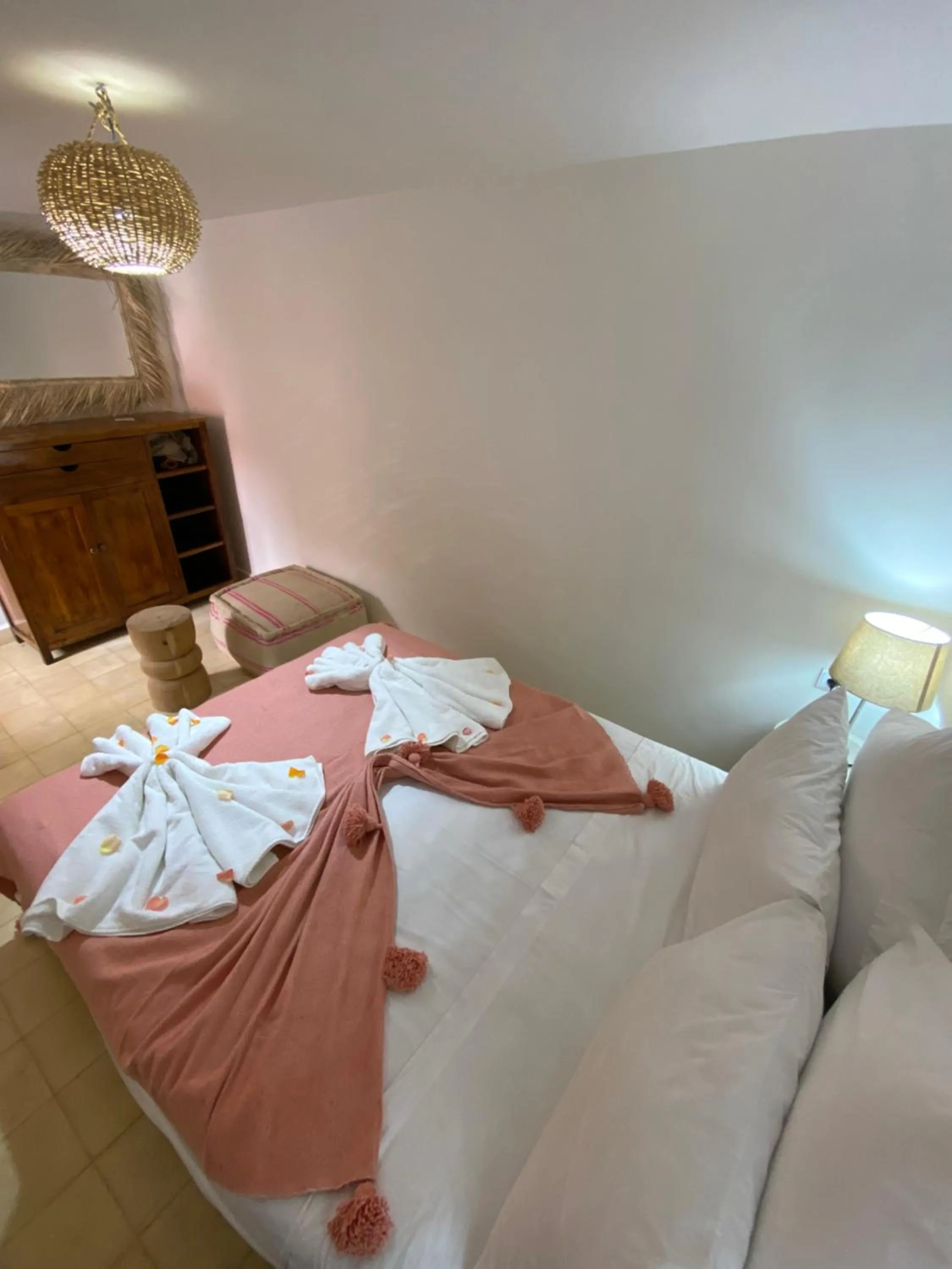 Bed in Riad 7 Saints