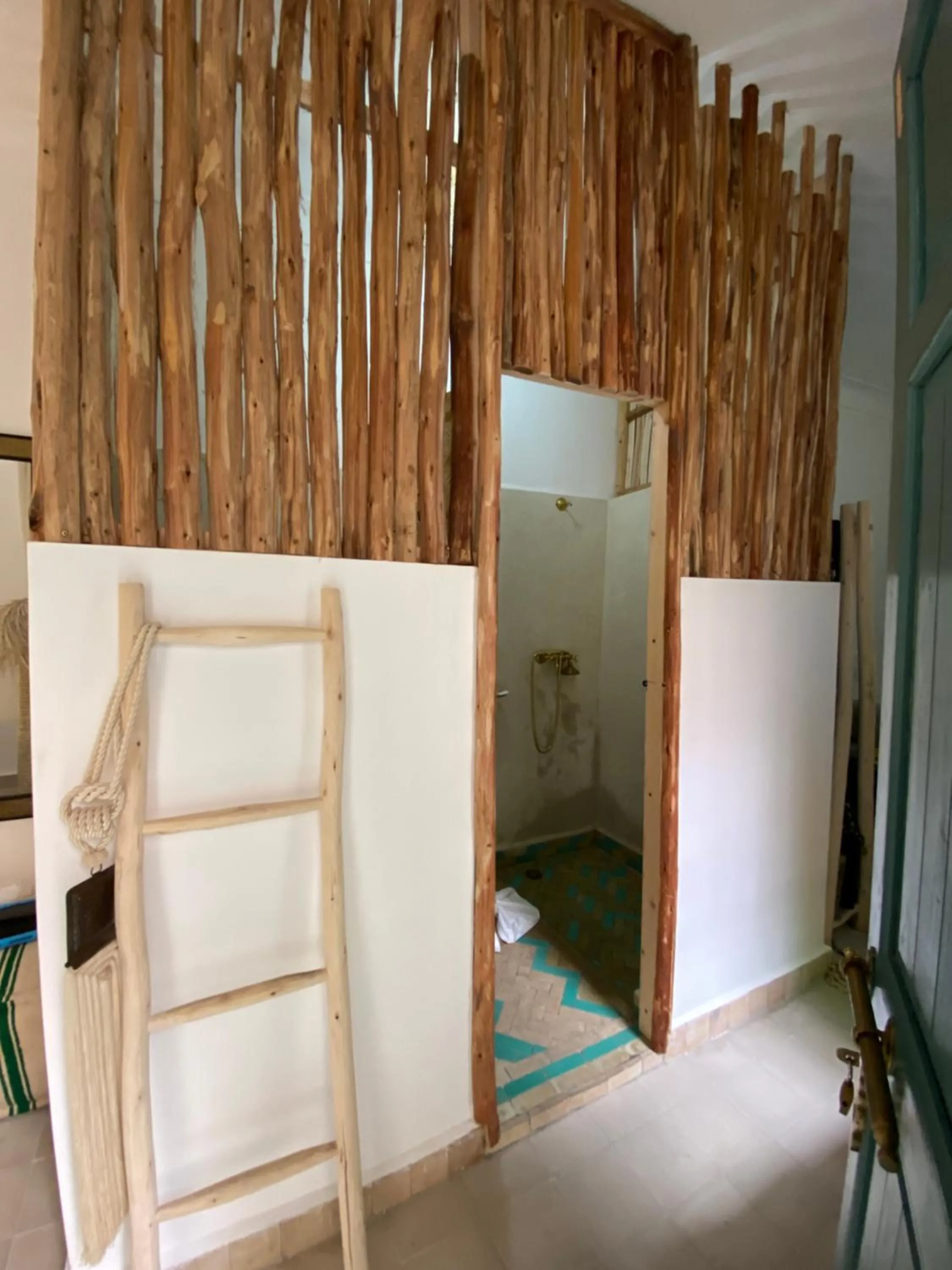 Bathroom in Riad 7 Saints