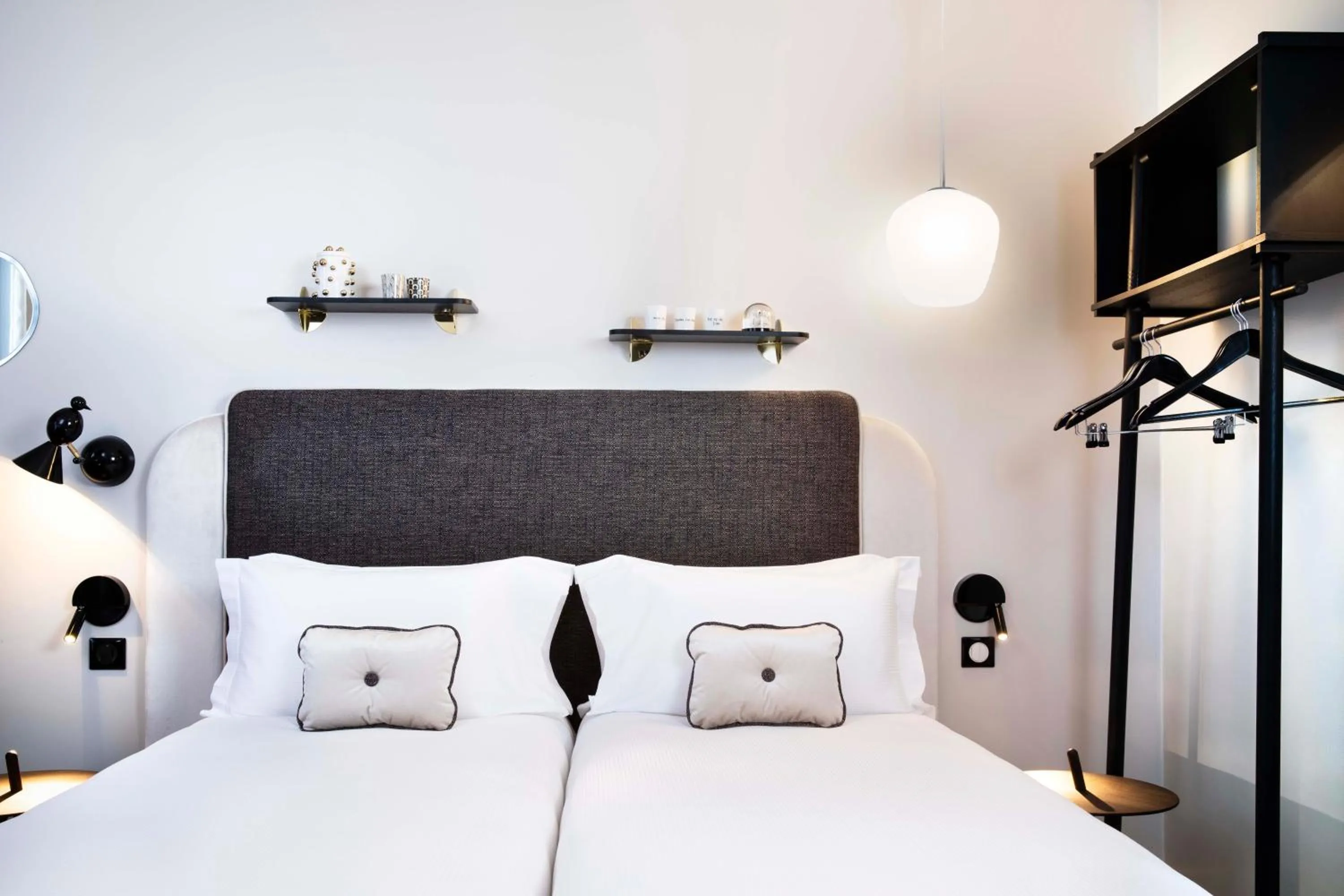 Photo of the whole room, Bed in Hôtel Eiffel Saint Charles