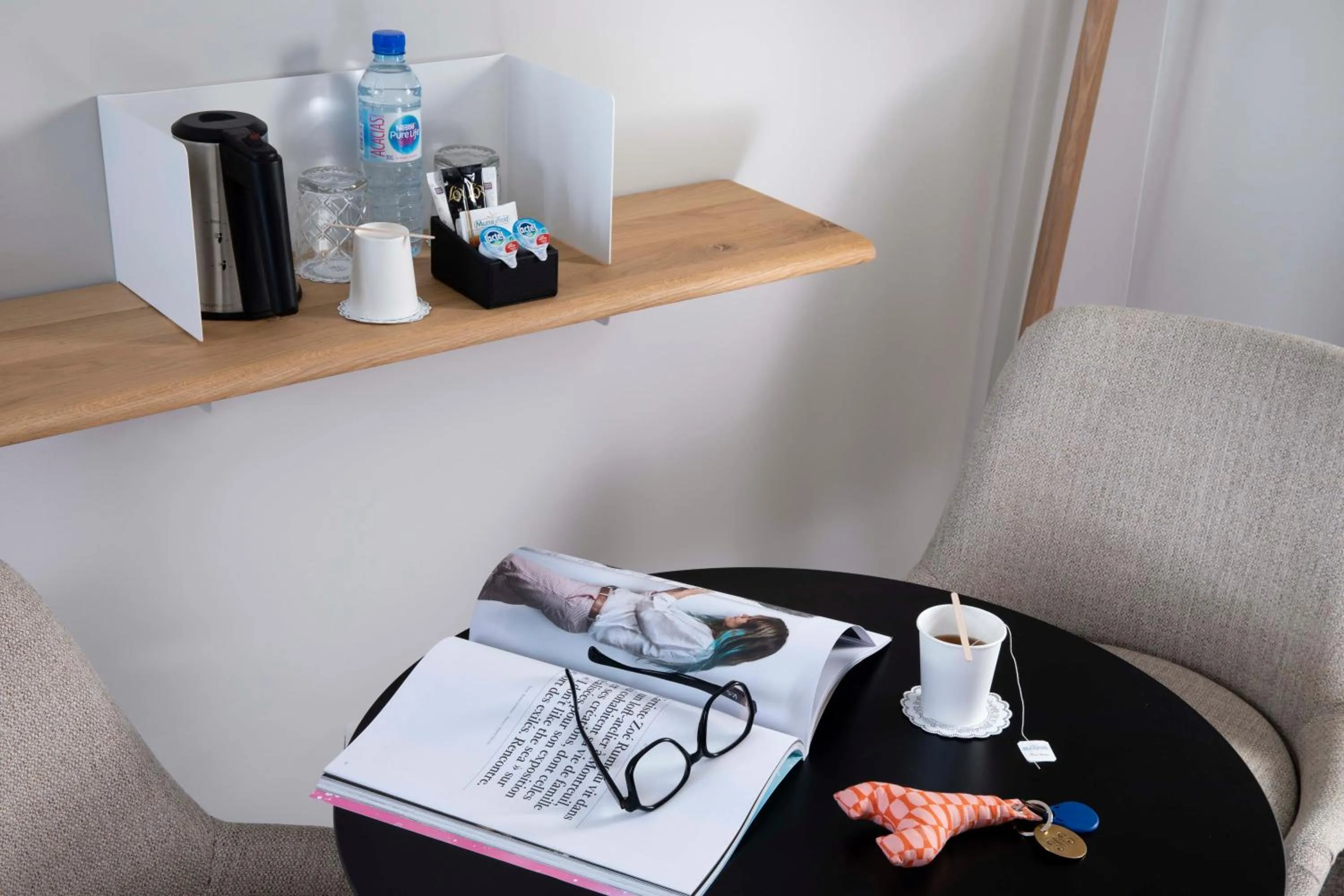Coffee/tea facilities in Hôtel Eiffel Saint Charles