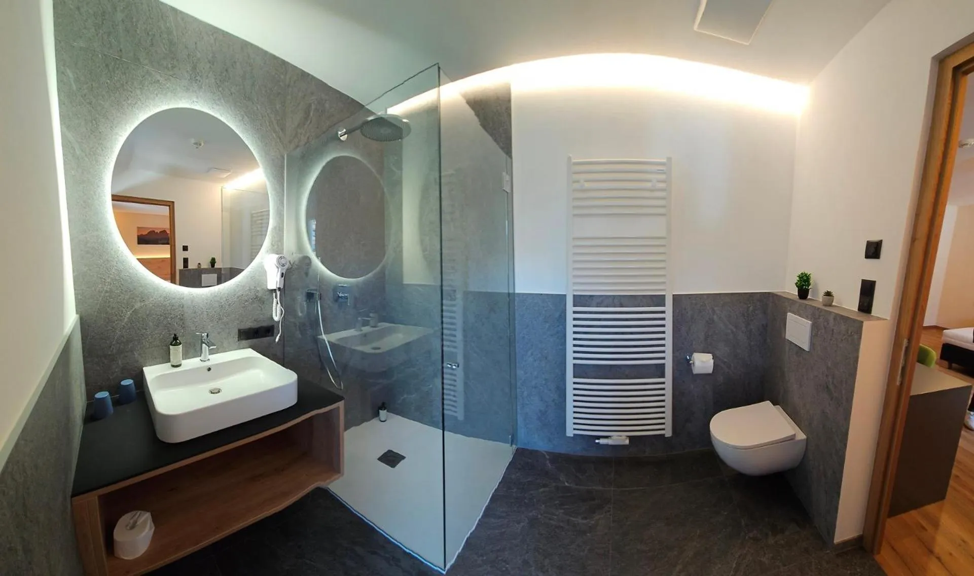 Bathroom in Hotel Krone