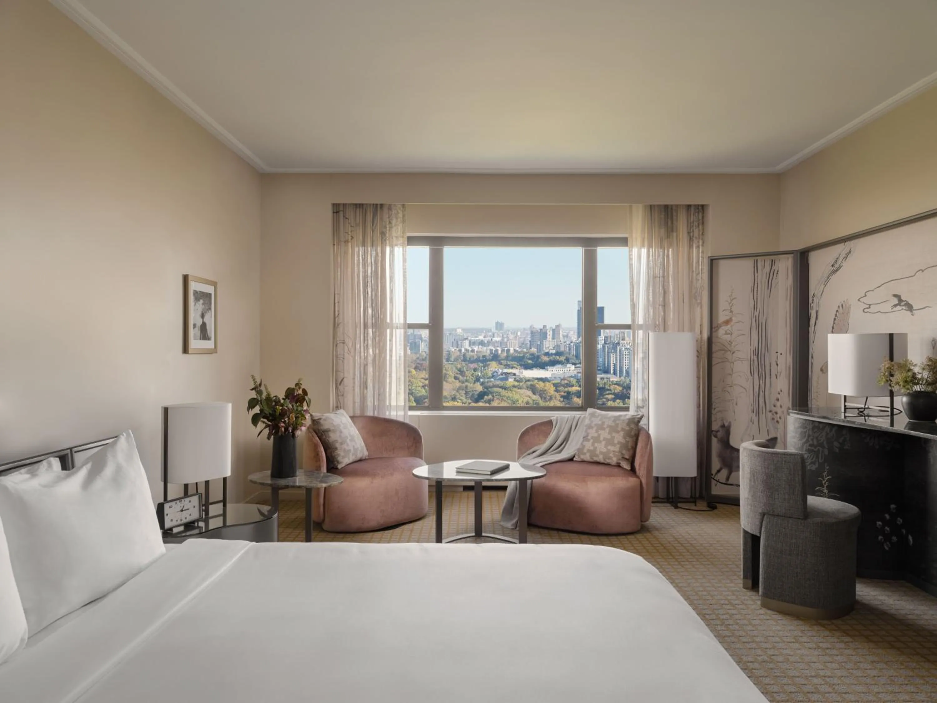Landmark view, Bed in Park Lane New York