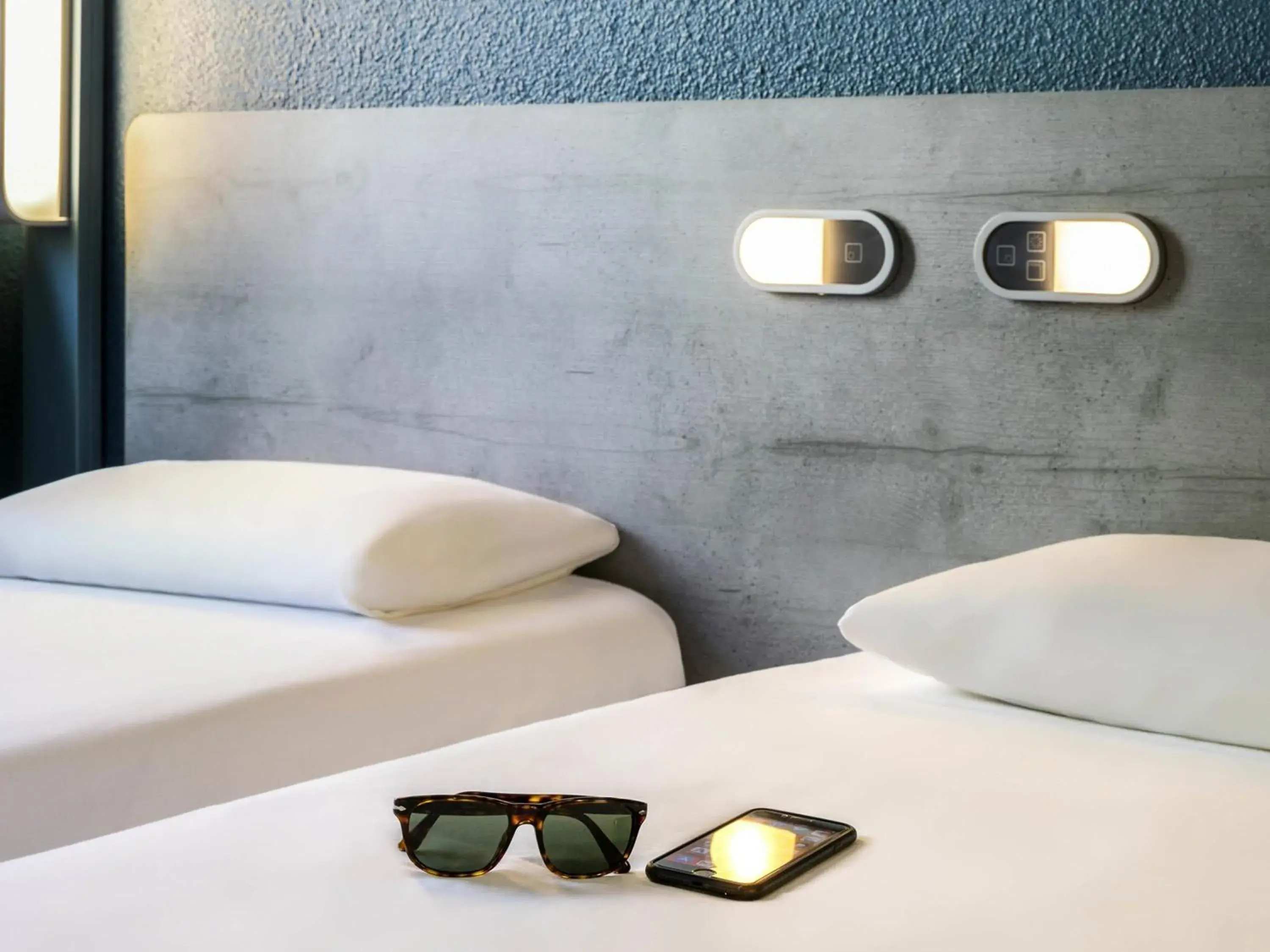 Bedroom, Bed in ibis budget Meudon Paris Ouest Bedroom, Bed in ibis budget Meudon Paris Ouest