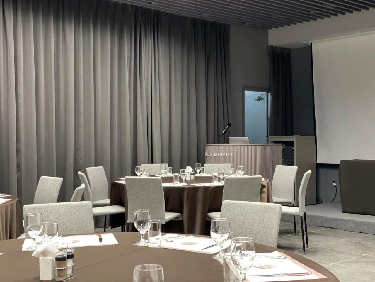 Banquet/Function facilities in Centro Hotel