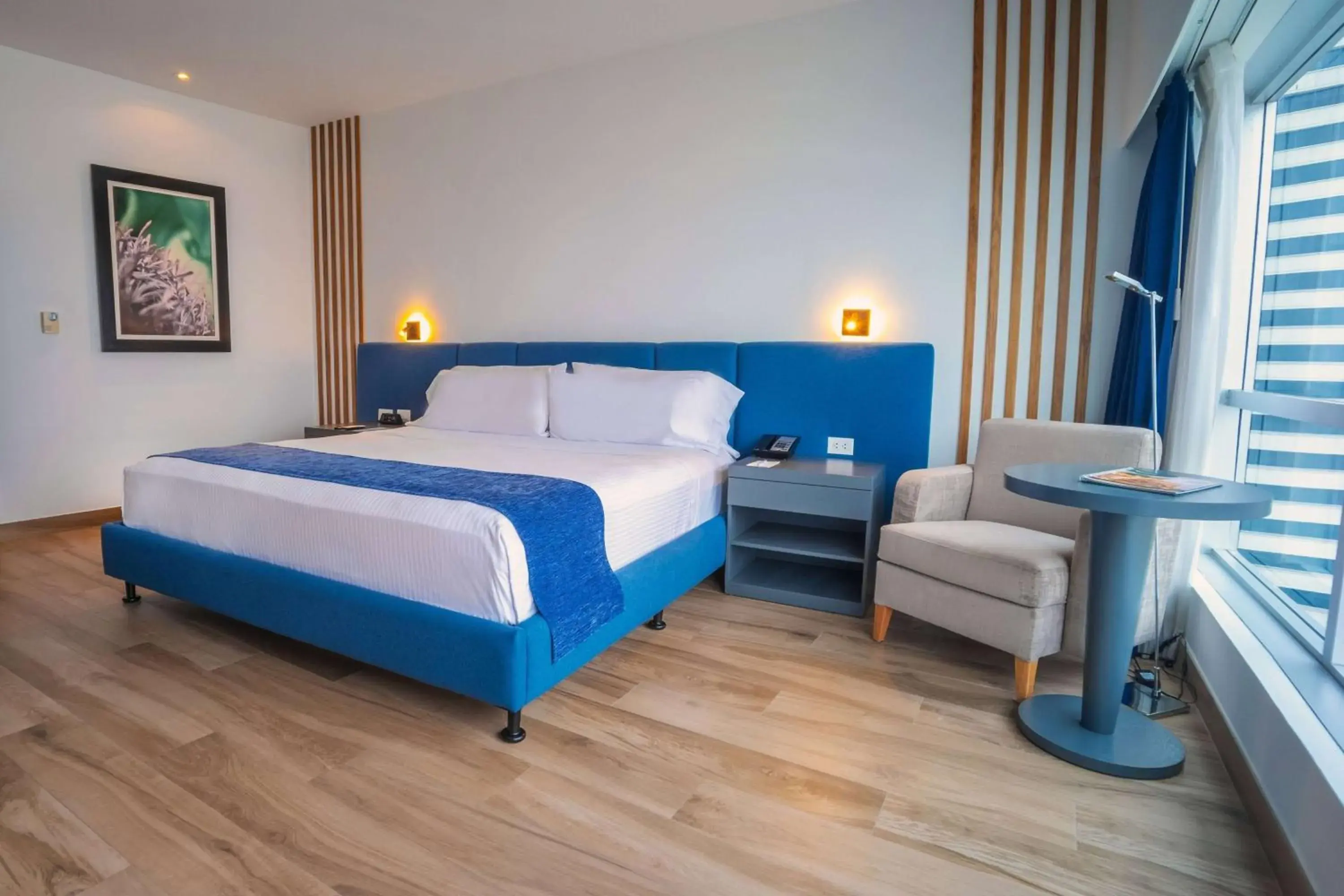 King Room with River View in Wyndham Guayaquil, Puerto Santa Ana King Room with River View in Wyndham Guayaquil, Puerto Santa Ana