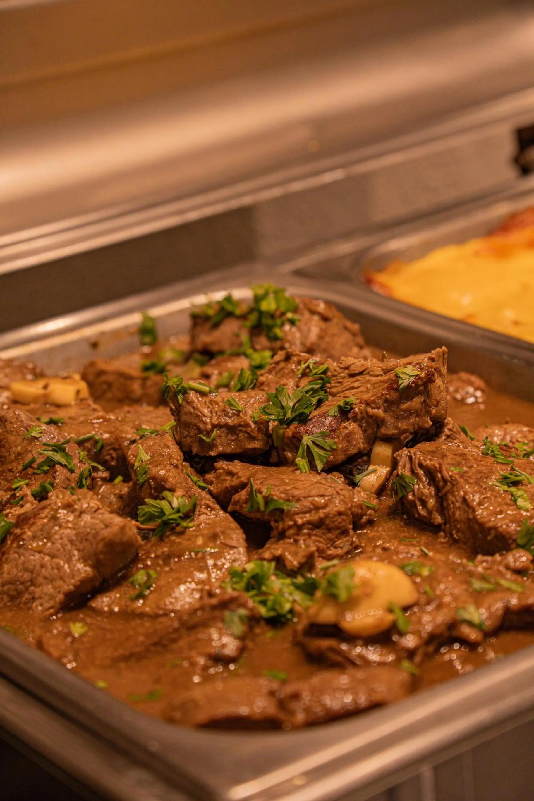 Restaurant/places to eat in Hotel Porto Napolis