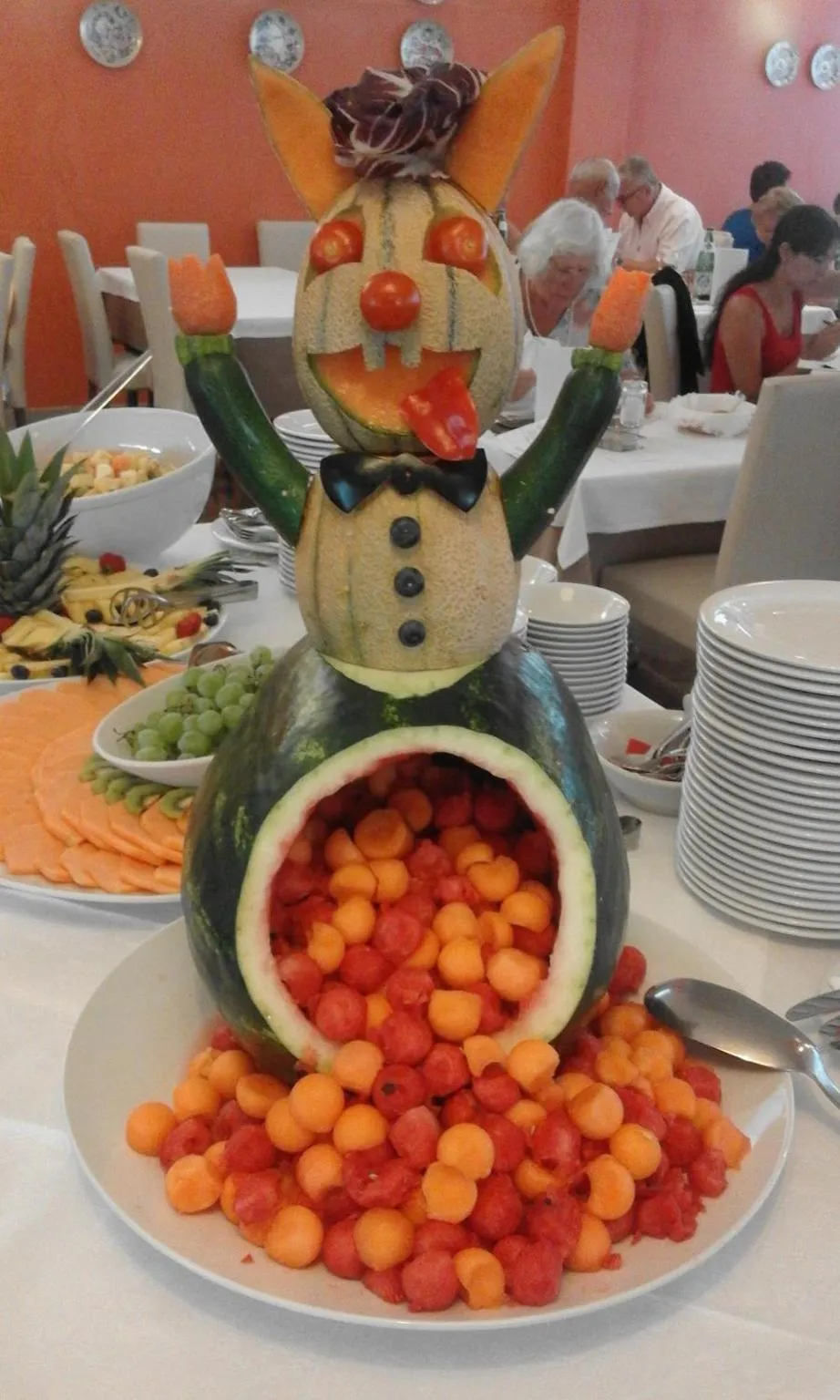 Restaurant/places to eat in Hotel President