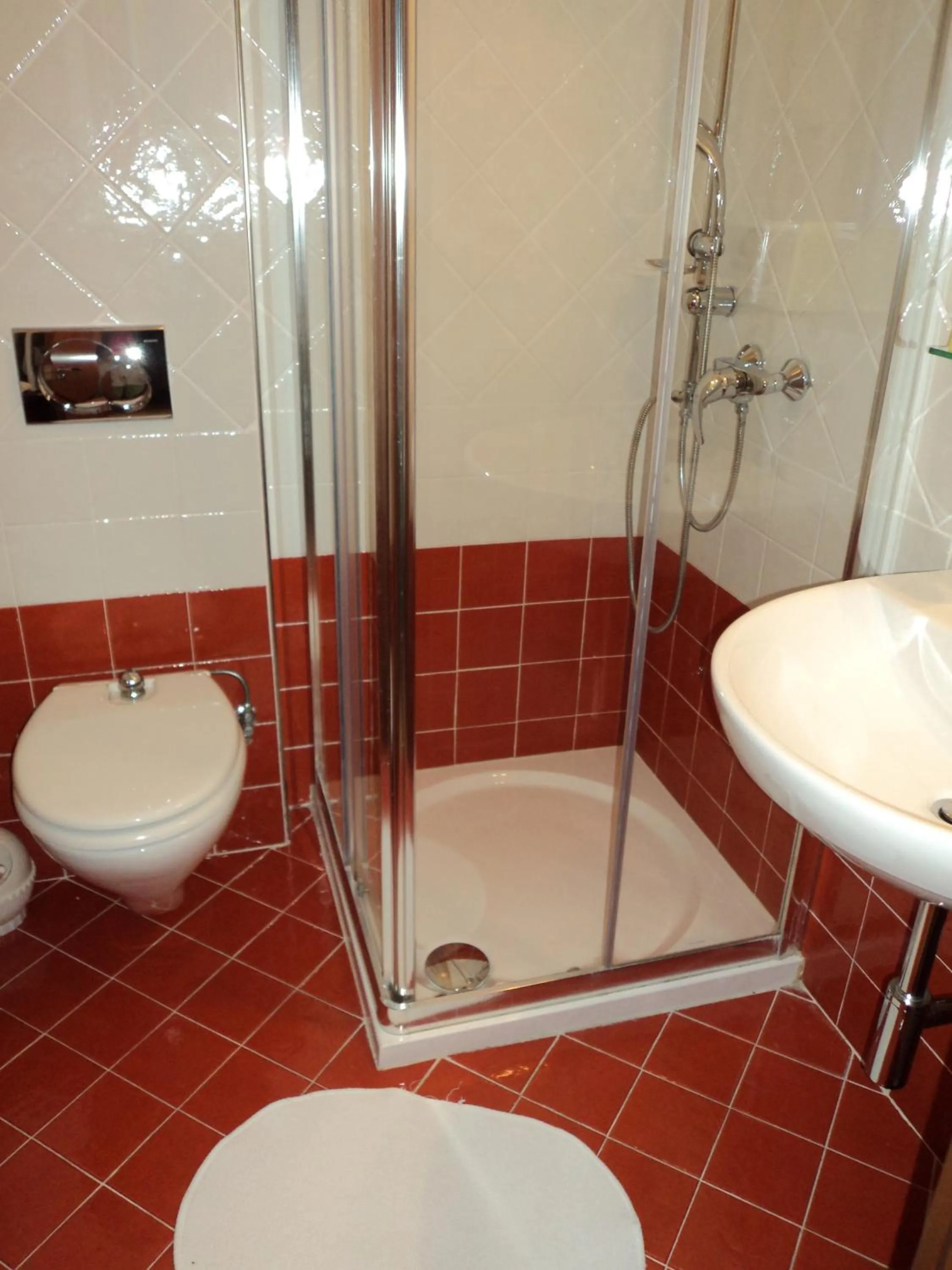 Bathroom in Hotel President