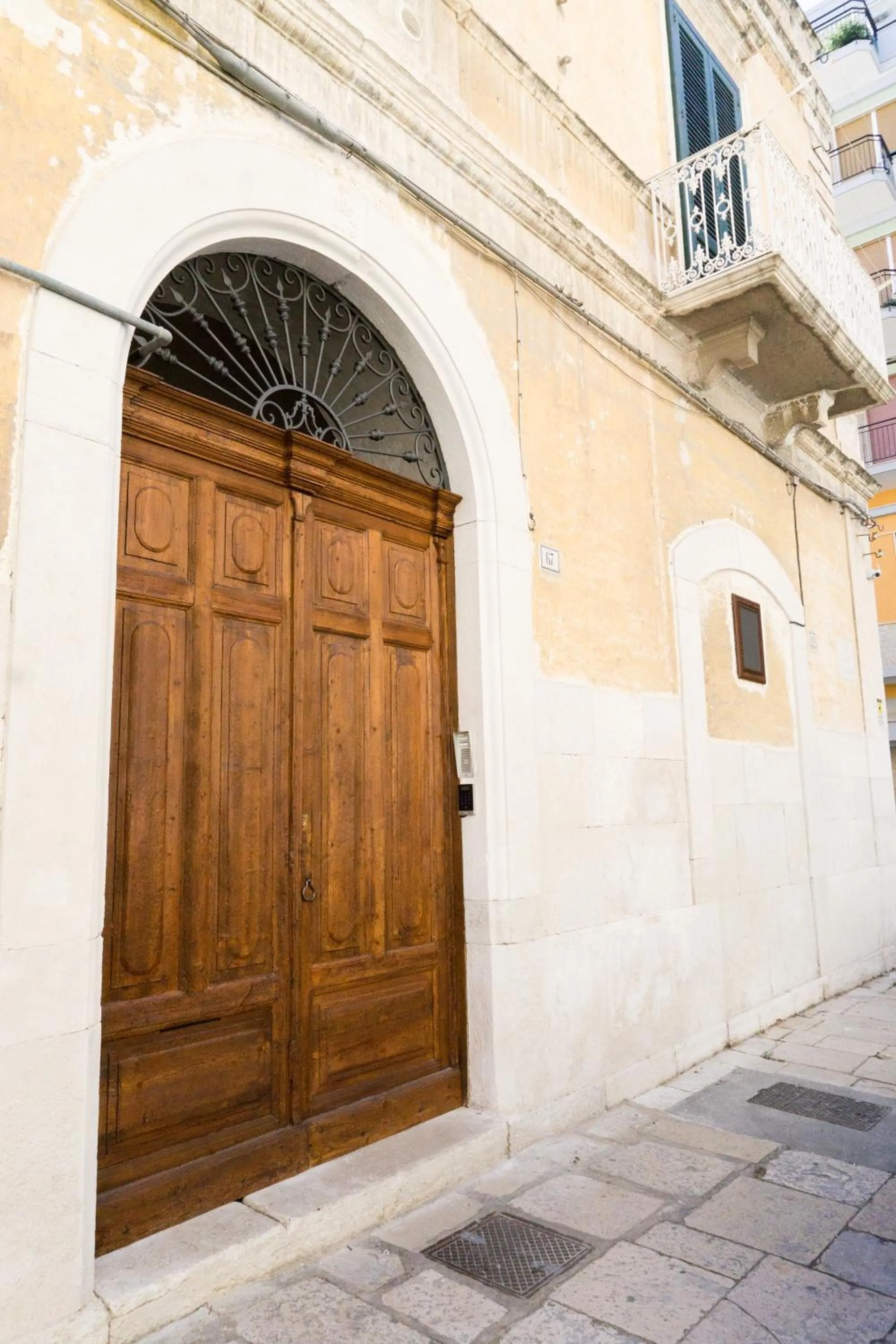 Facade/entrance in Donato Rooms