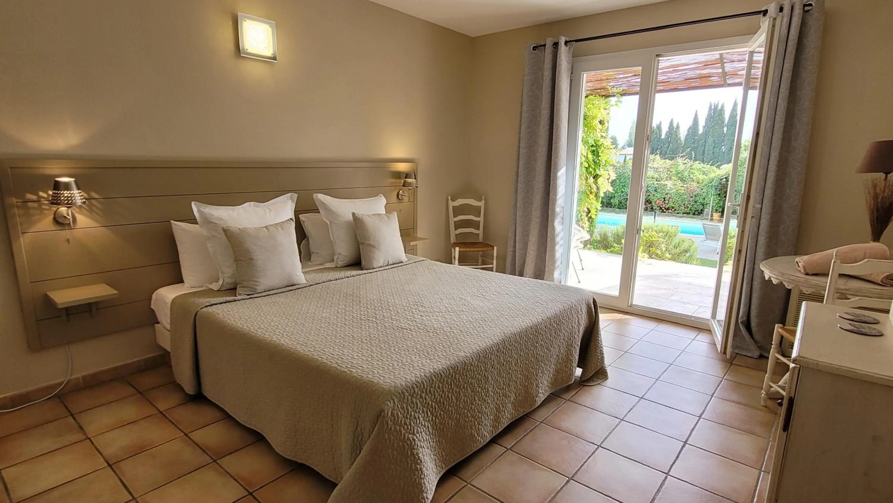 Balcony/Terrace, Bed in Mas des Marguerites