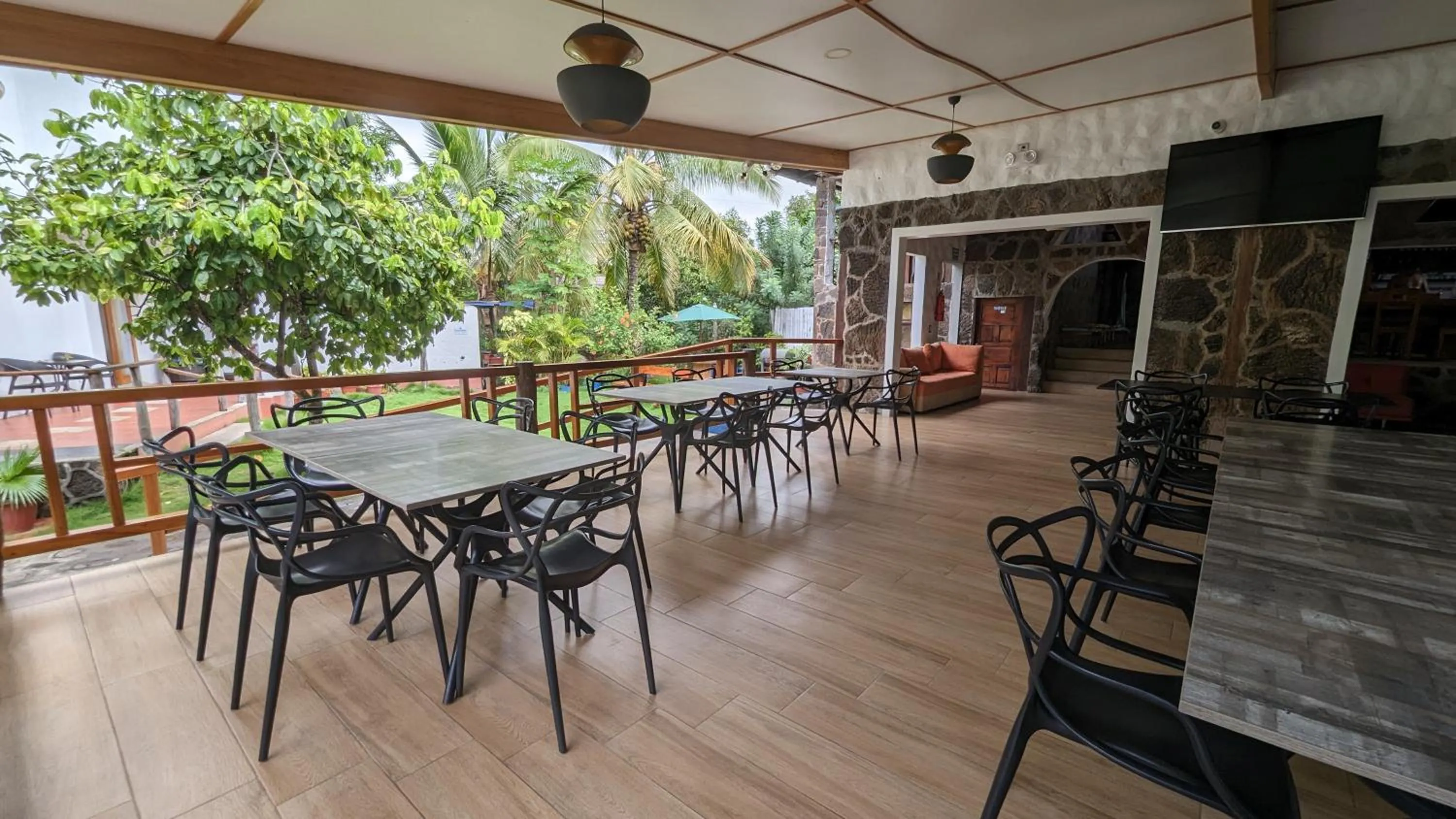 Coffee/tea facilities in Lava House Hostal