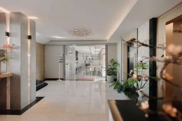 Restaurant/places to eat in Arista Hotel Ubon