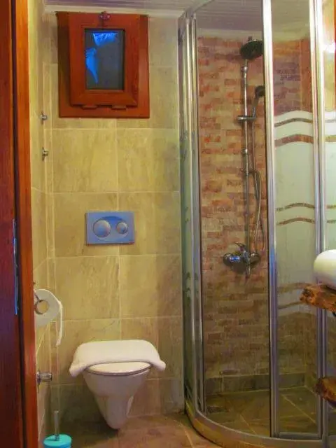 Family Room in Amazon Petite Palace Family Room in Amazon Petite Palace