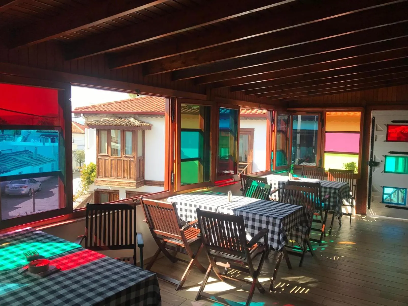 Restaurant/places to eat in Amazon Petite Palace