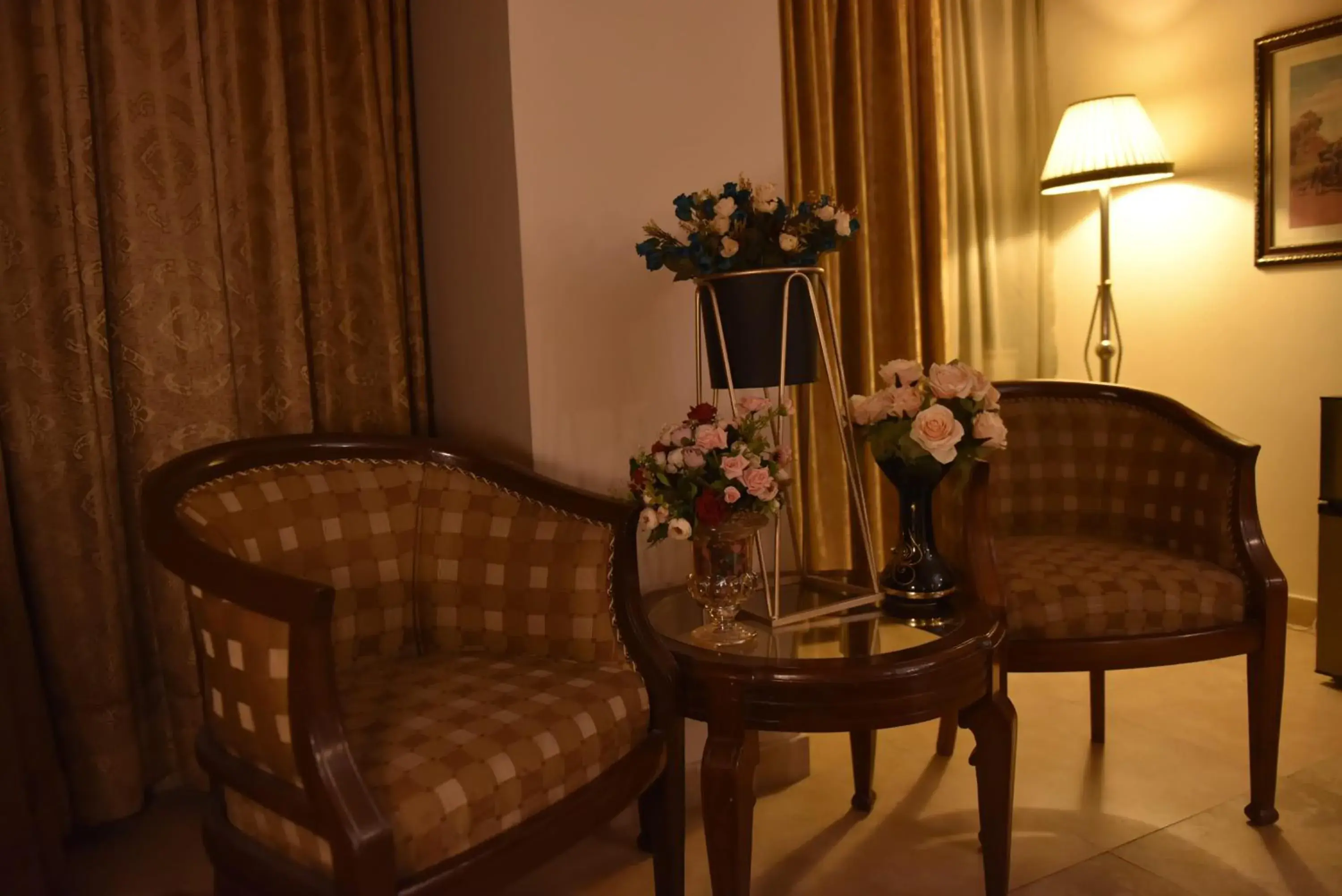 Deluxe Junior Suite in Shalimar Tower Hotel Lahore Deluxe Junior Suite in Shalimar Tower Hotel Lahore
