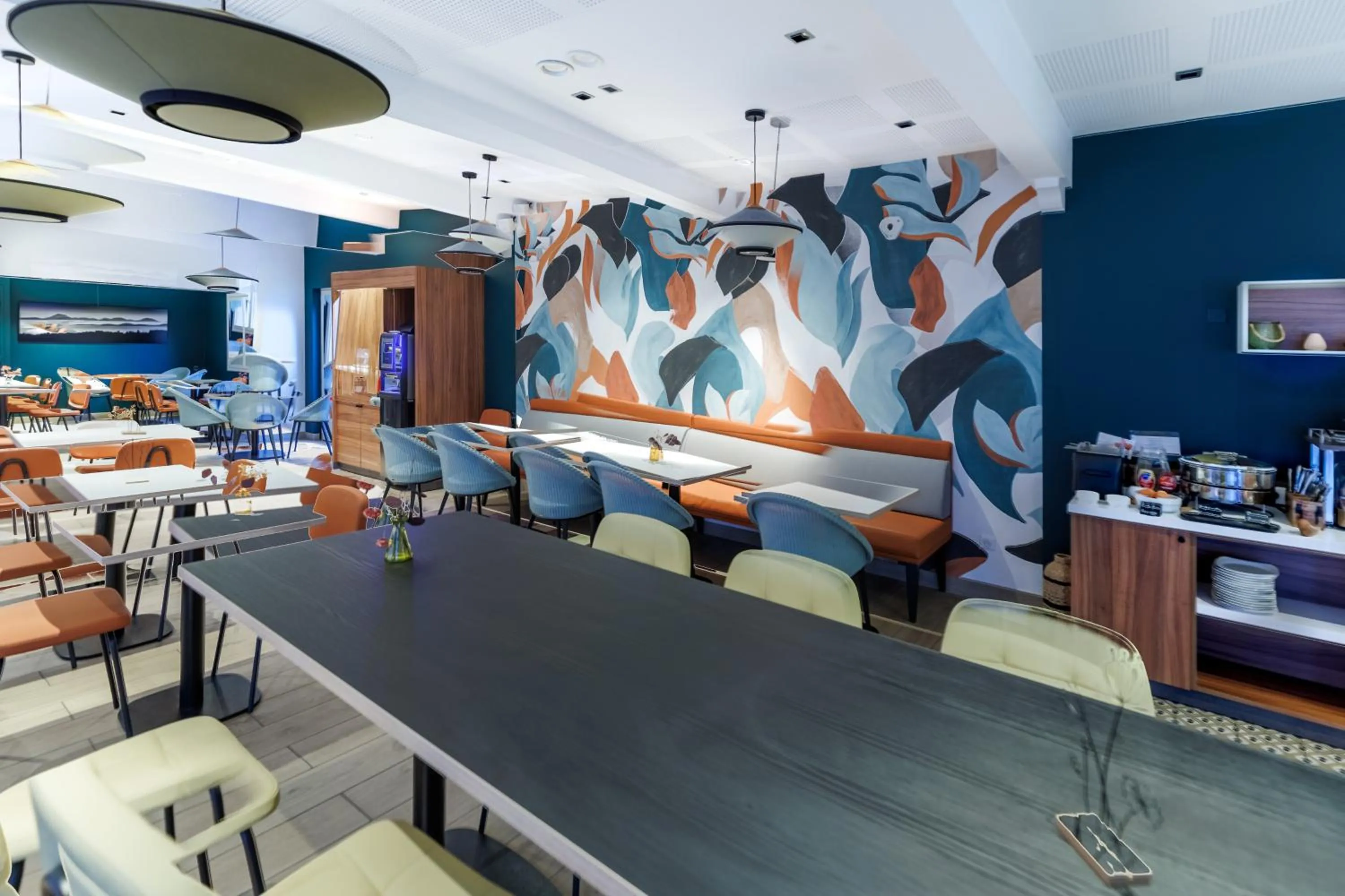 Breakfast in The Originals Boutique, Hôtel Le Pariou, Issoire