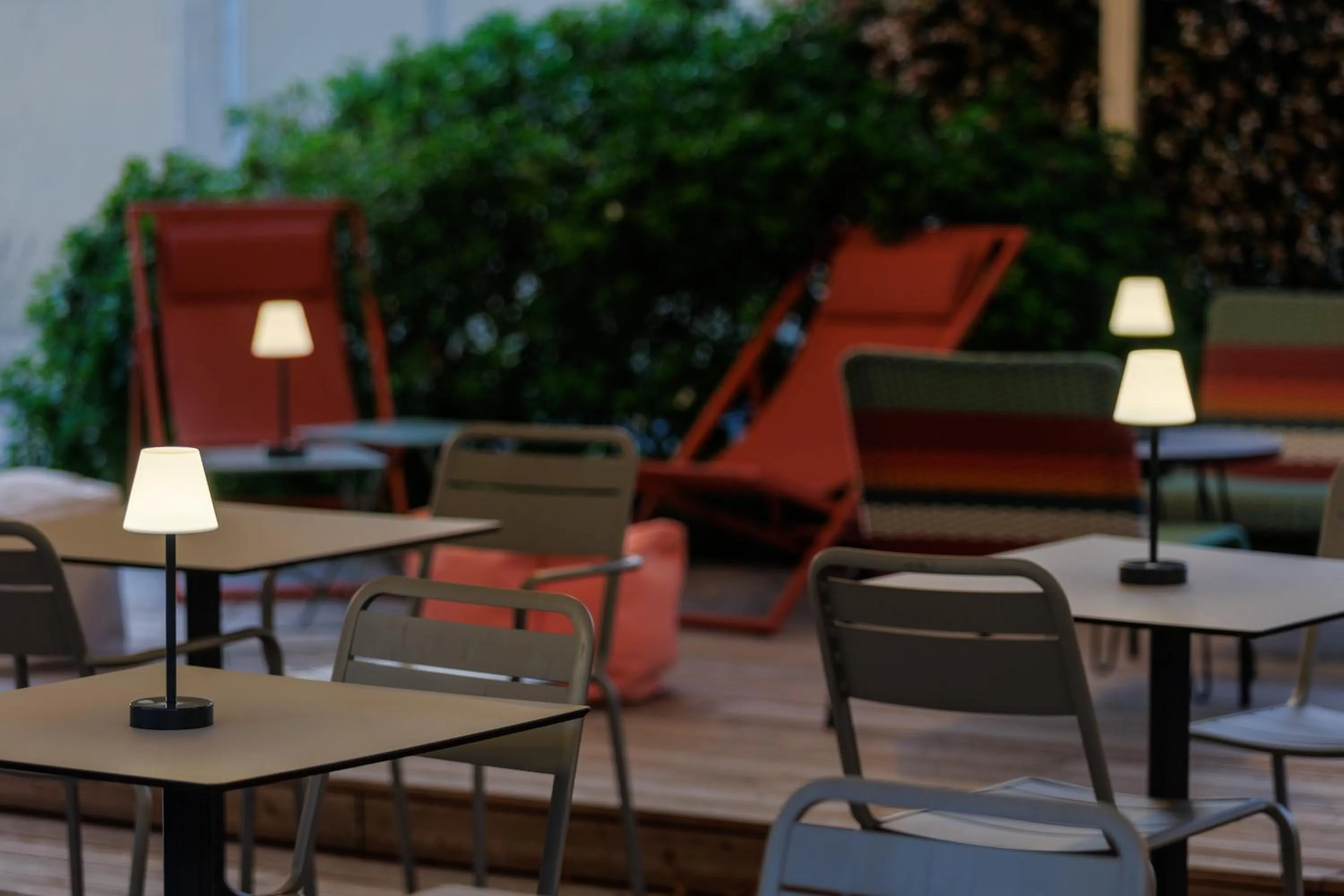 Garden view in The Originals Boutique, Hôtel Le Pariou, Issoire