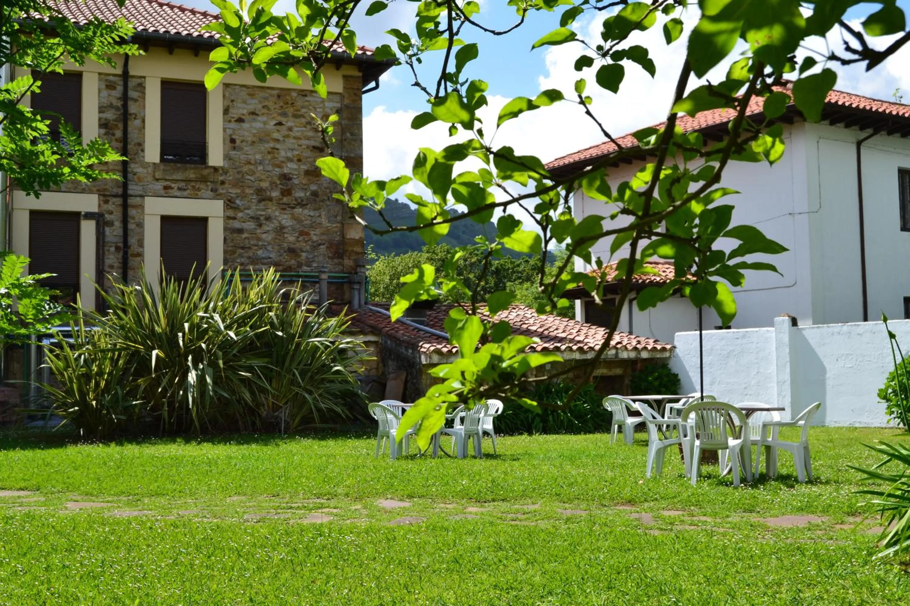 Garden view in Hotel Termas de Liérganes