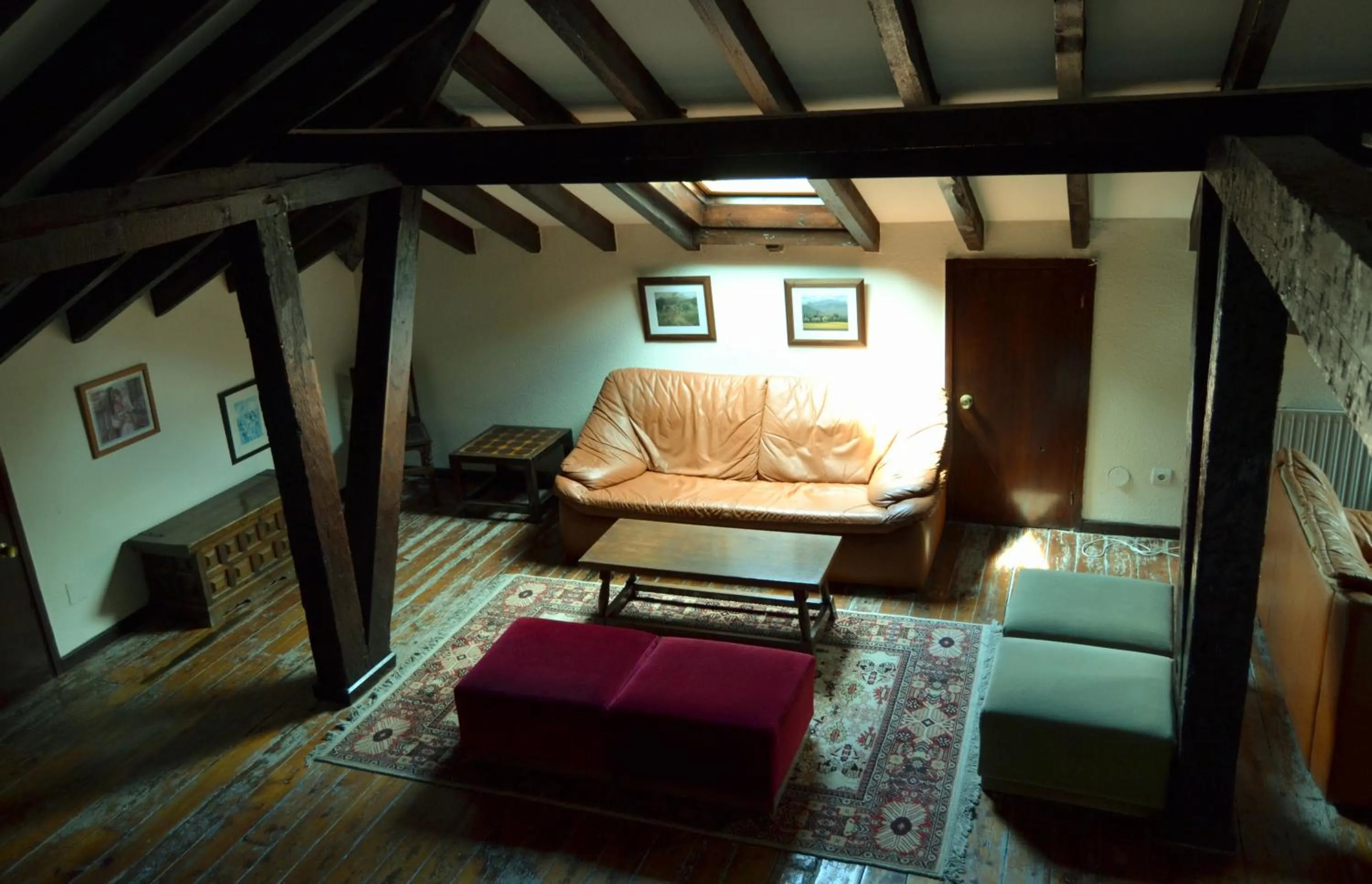 Communal lounge/ TV room in Hotel Termas de Liérganes