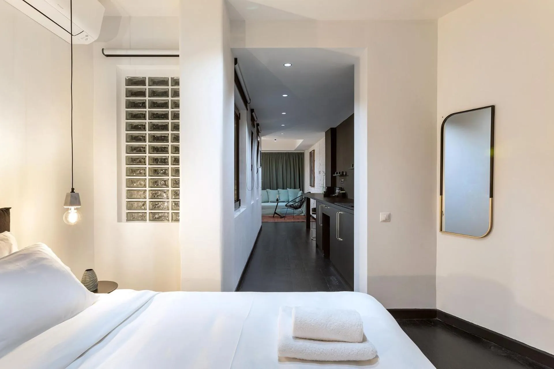 Photo of the whole room, Bed in Nin&Bau Sarri 2