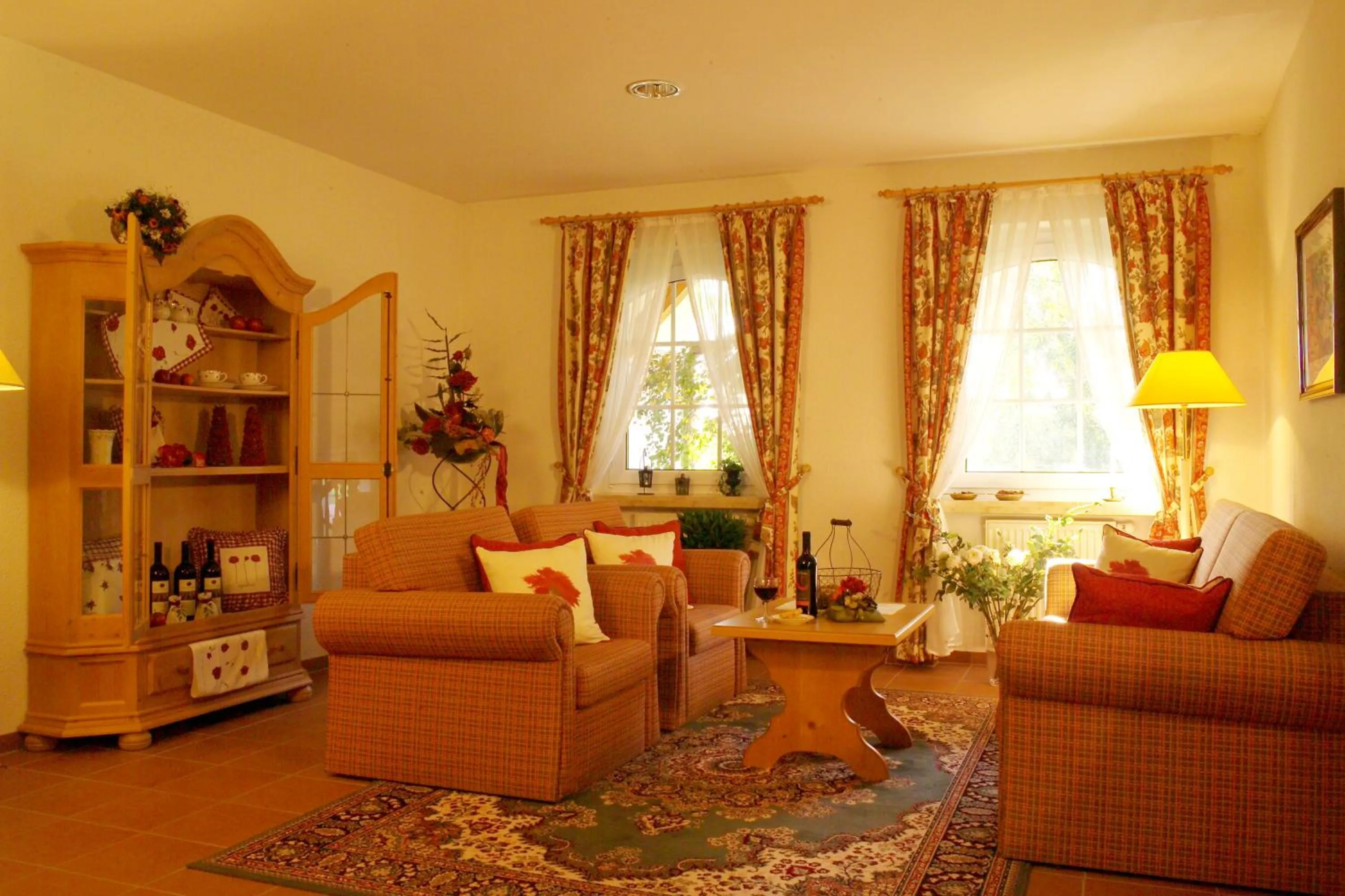 Lobby or reception in Landhaus Müritzgarten Hotel garni