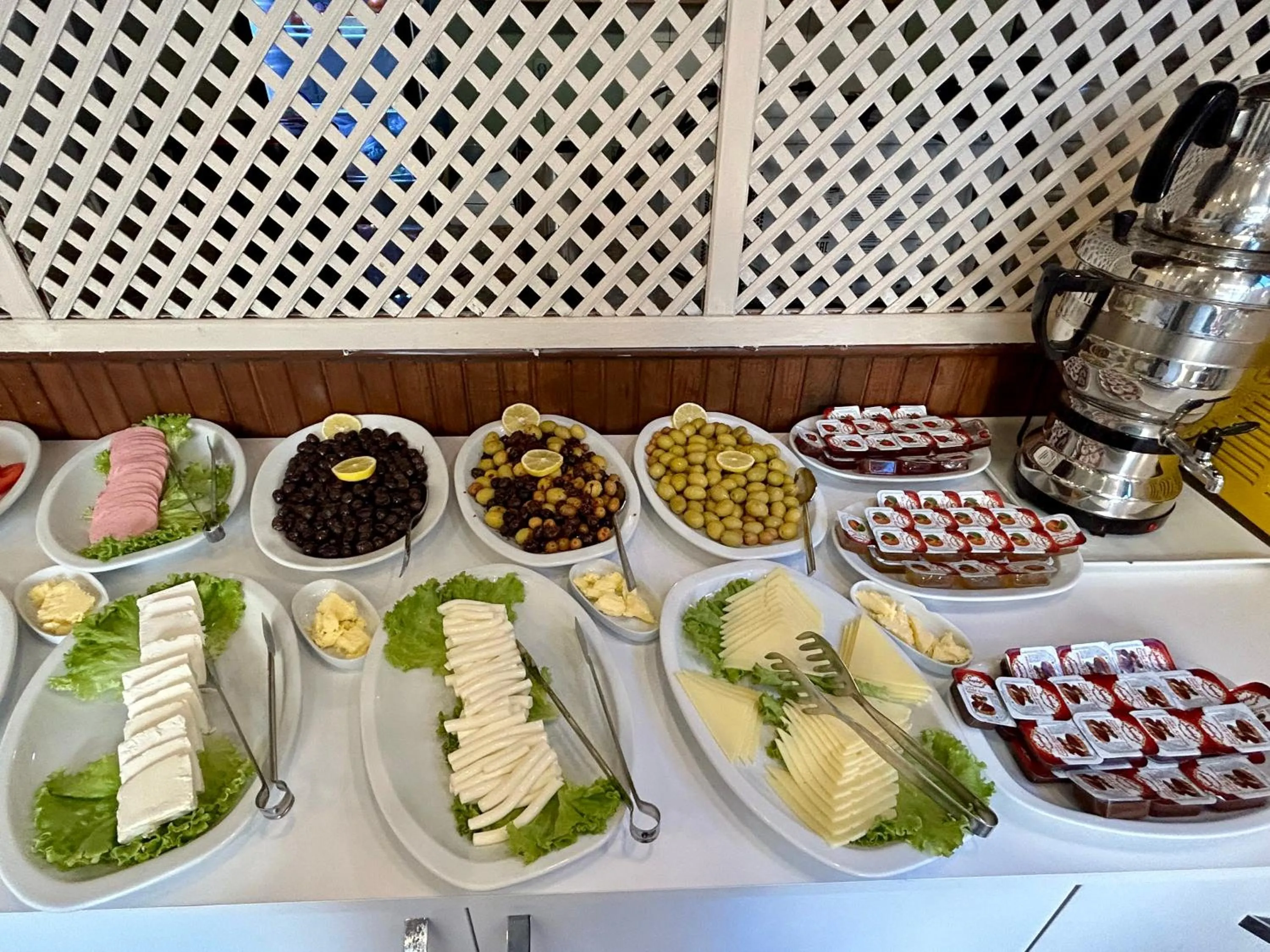 Breakfast in OttomanZade