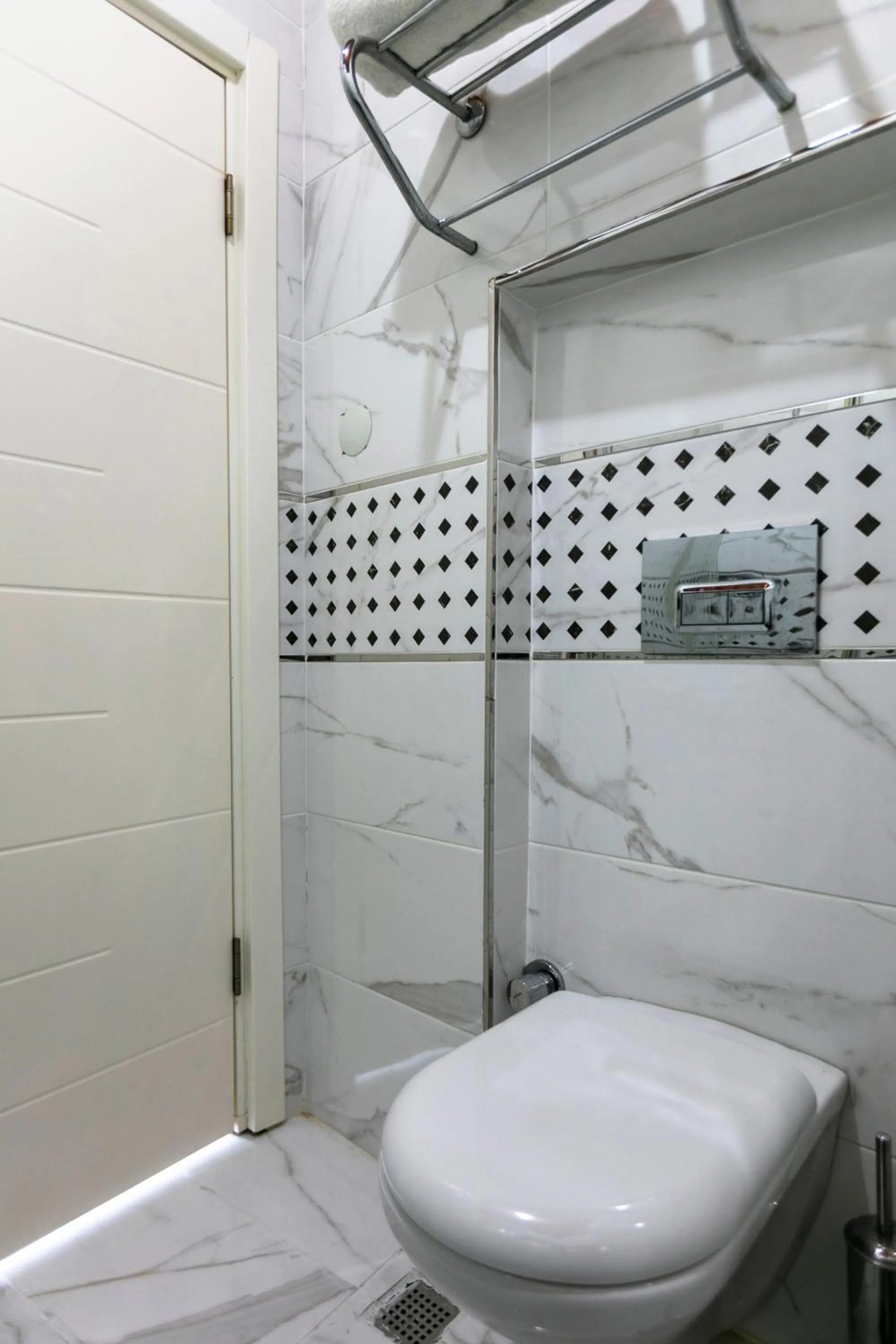 Toilet in OttomanZade