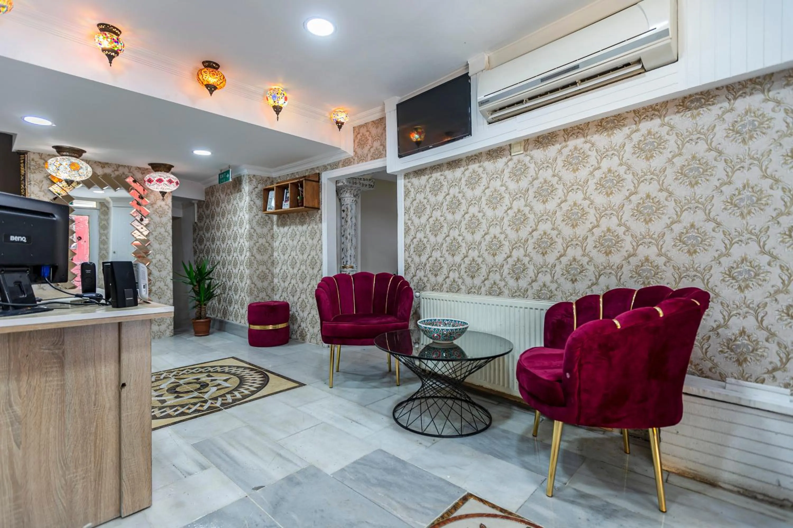 Lobby or reception in OttomanZade