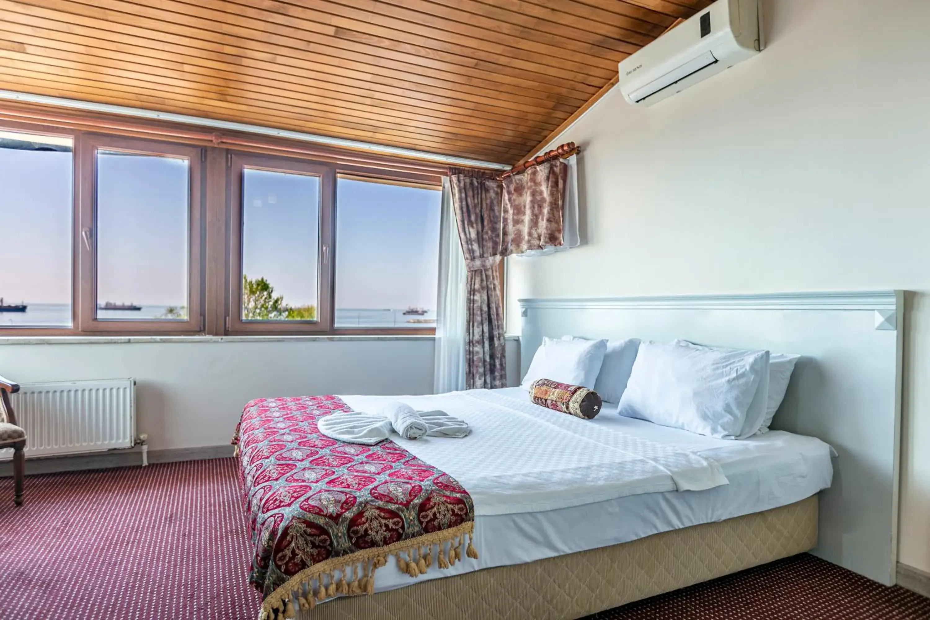 Sea view, Bed in OttomanZade Sea view, Bed in OttomanZade