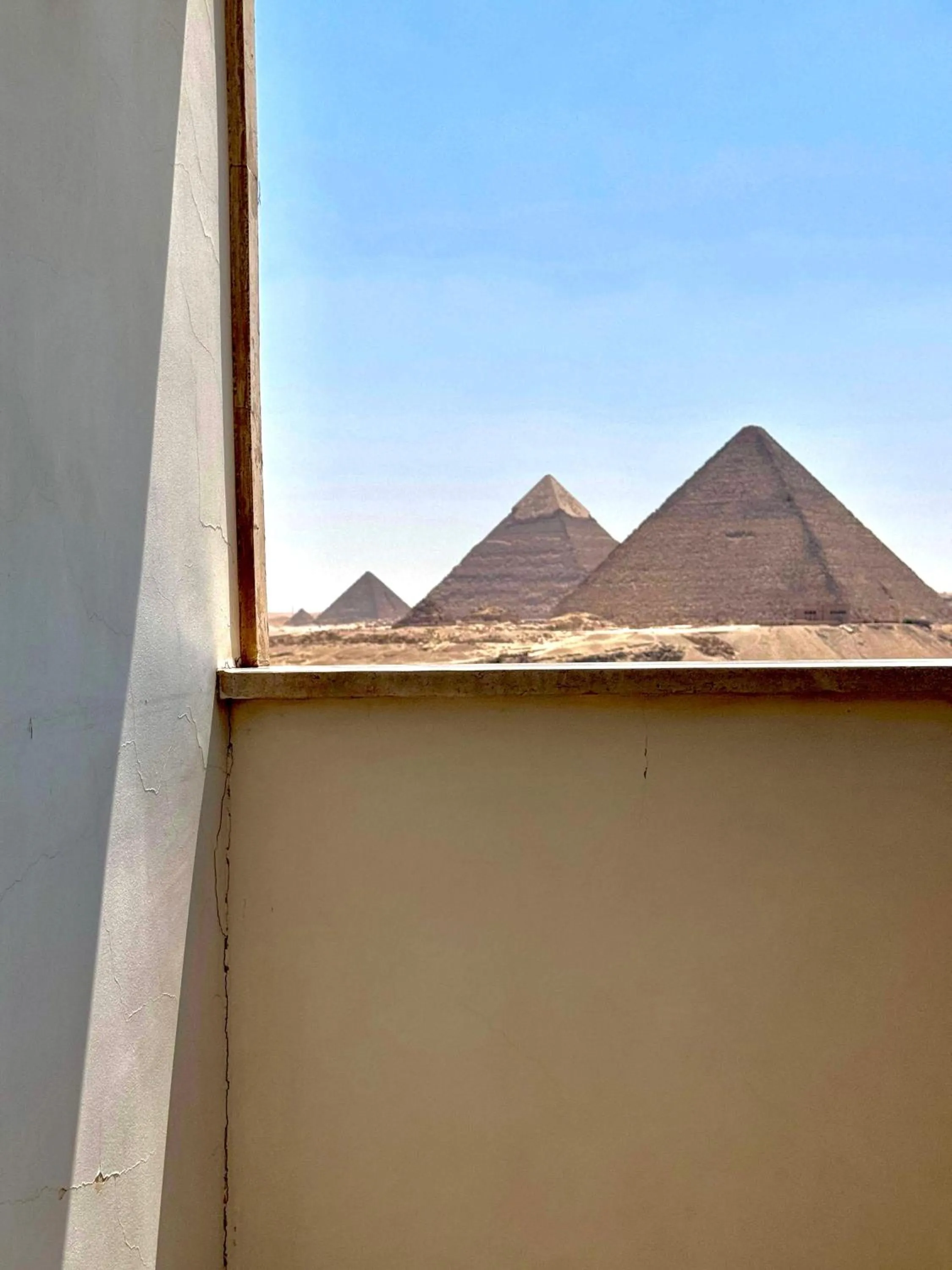 Day in PYRAMIDS TOWER Inn